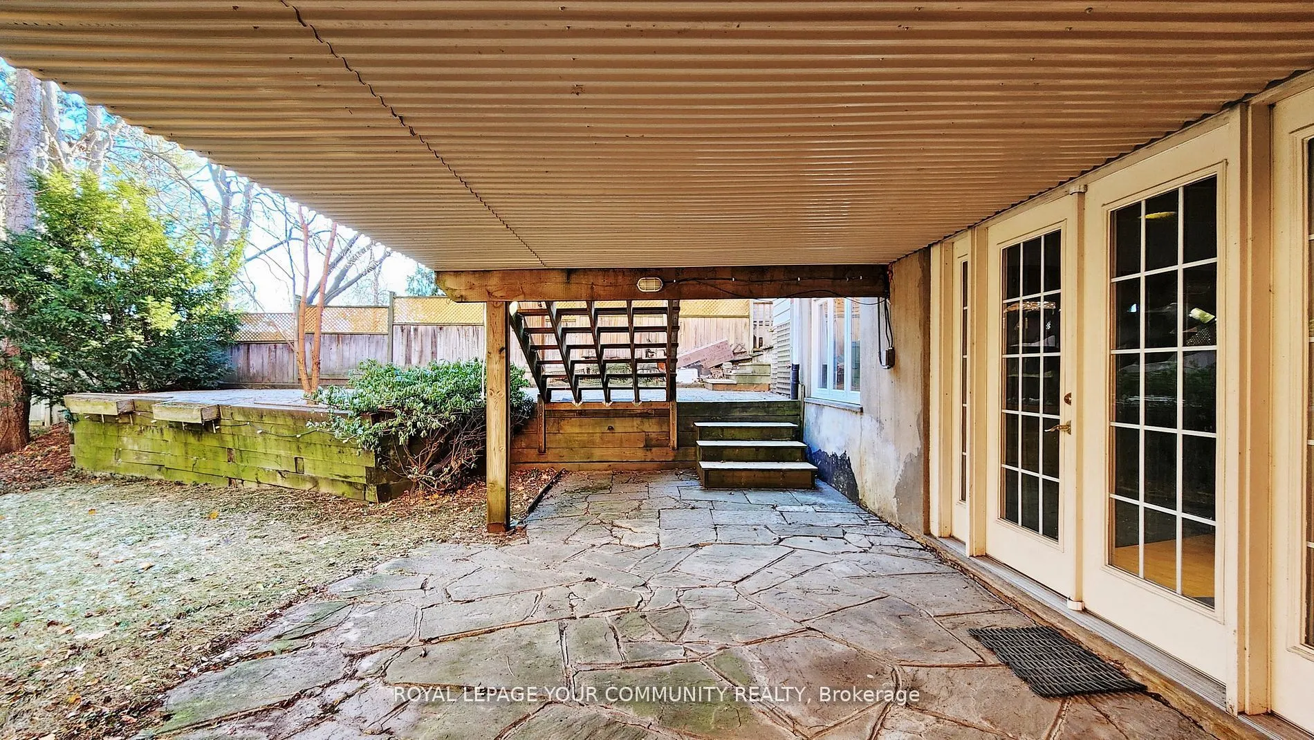 19 Strathgowan Crescent