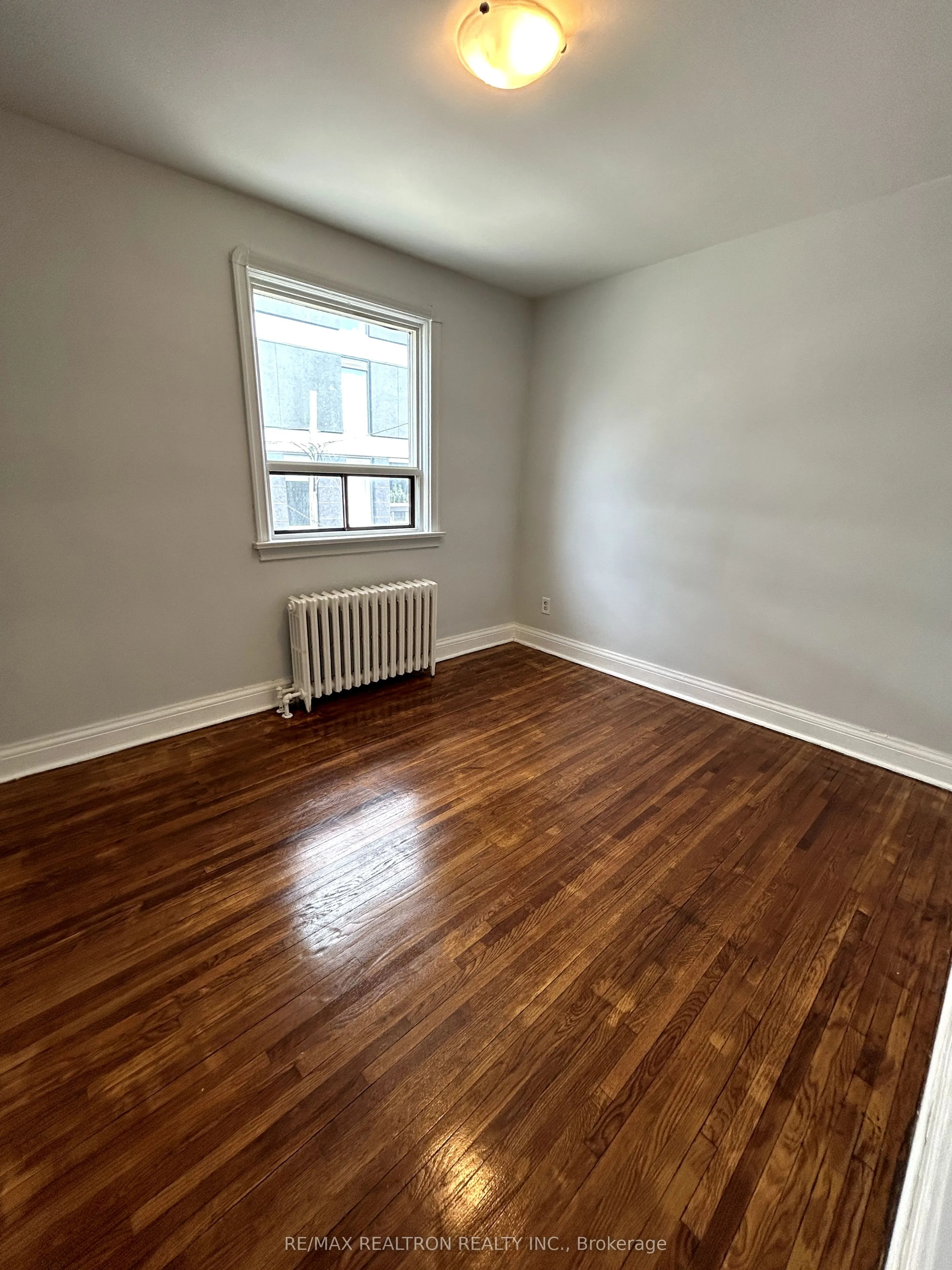 312 Douglas Avenue, #302