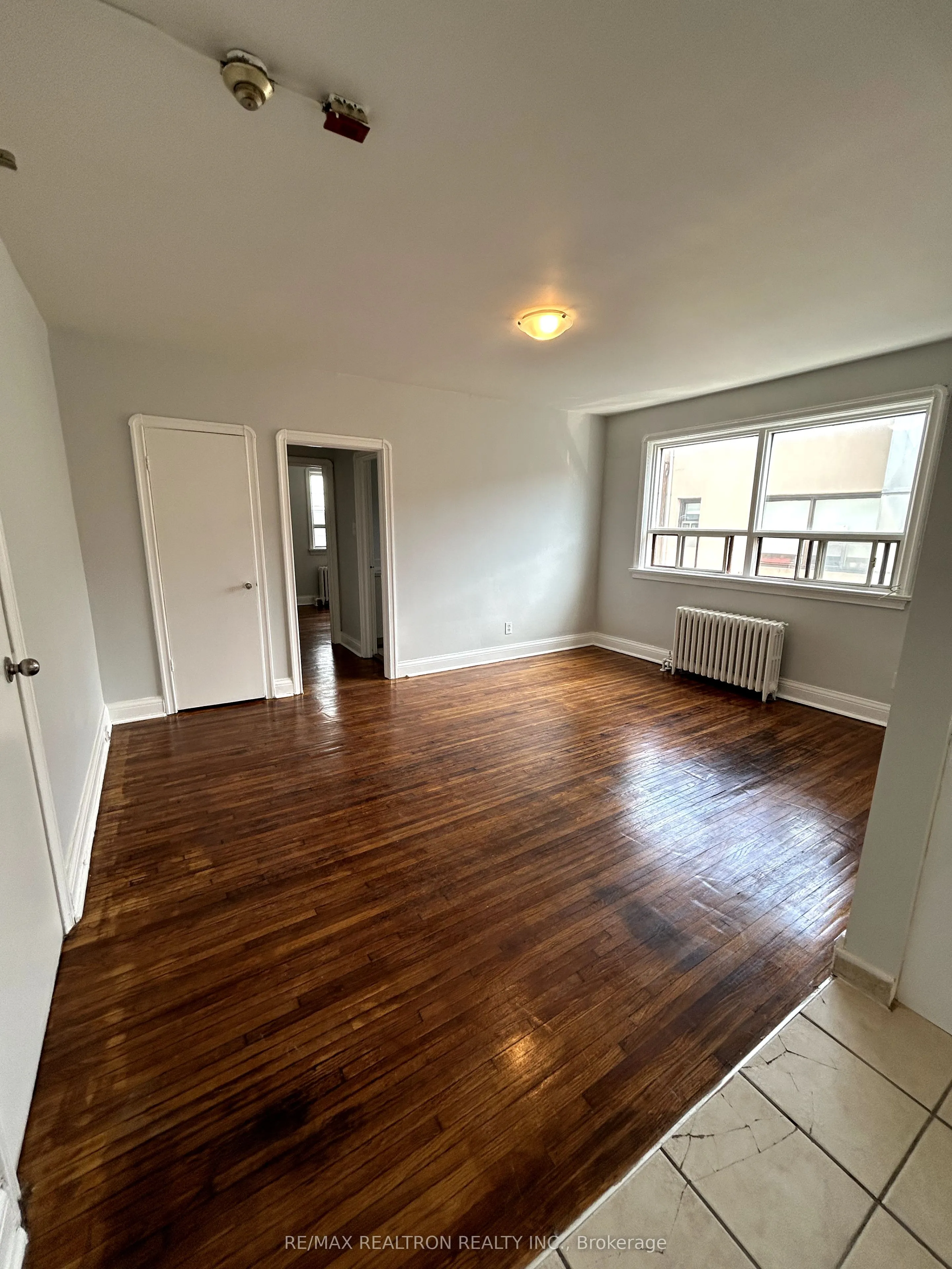 312 Douglas Avenue, #302