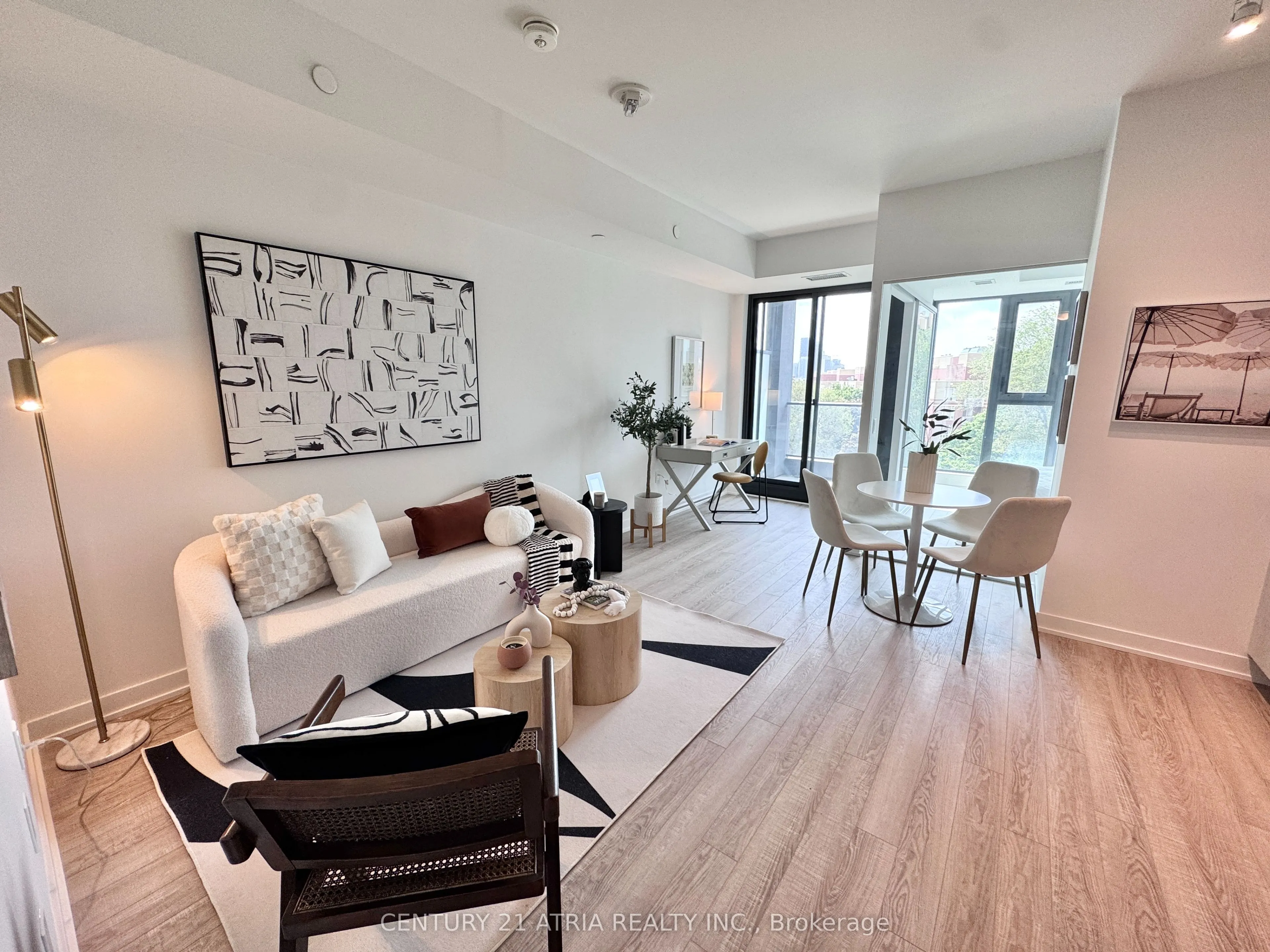 250 Lawrence Avenue W, #612