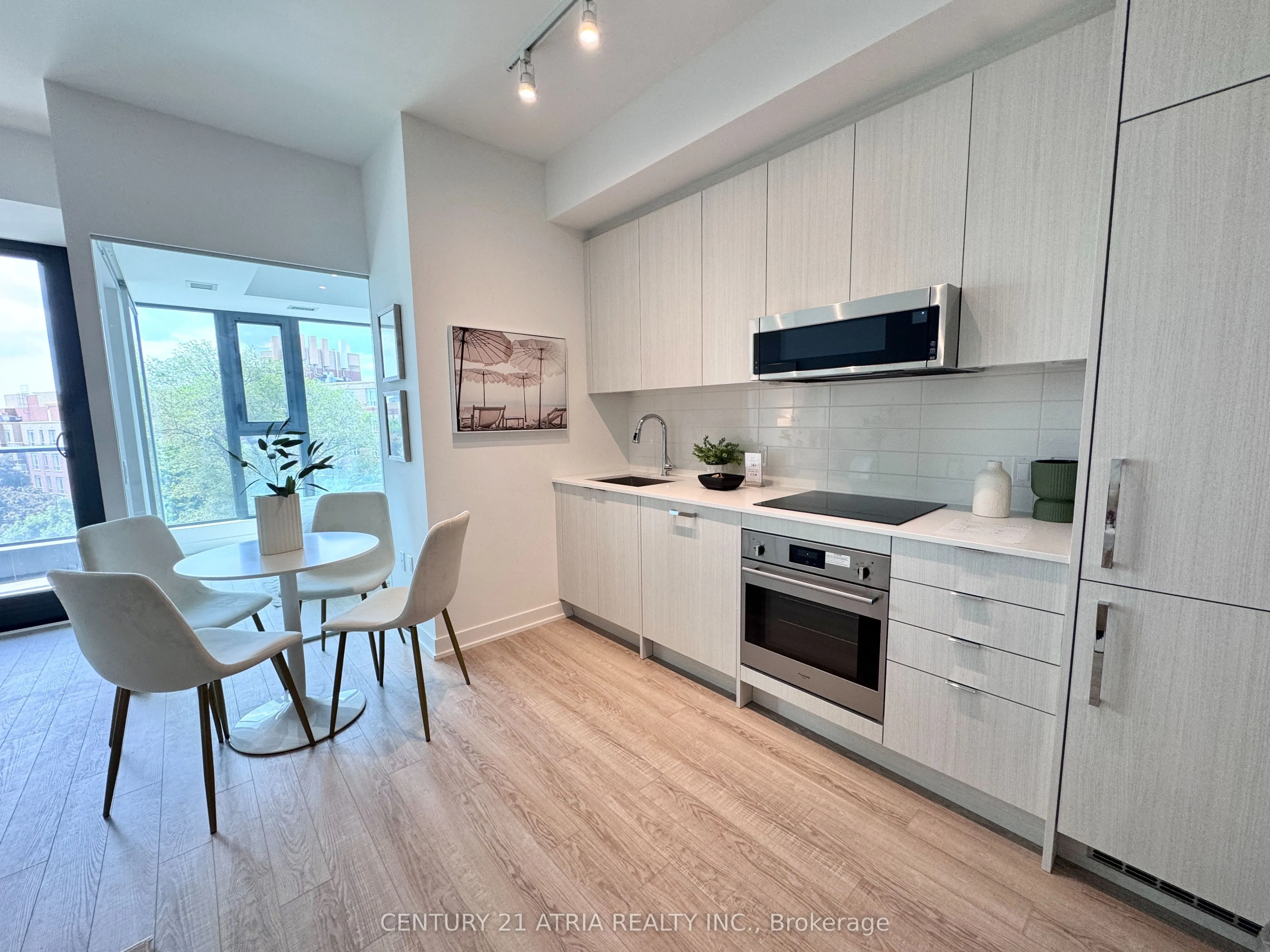 250 Lawrence Avenue W, #612