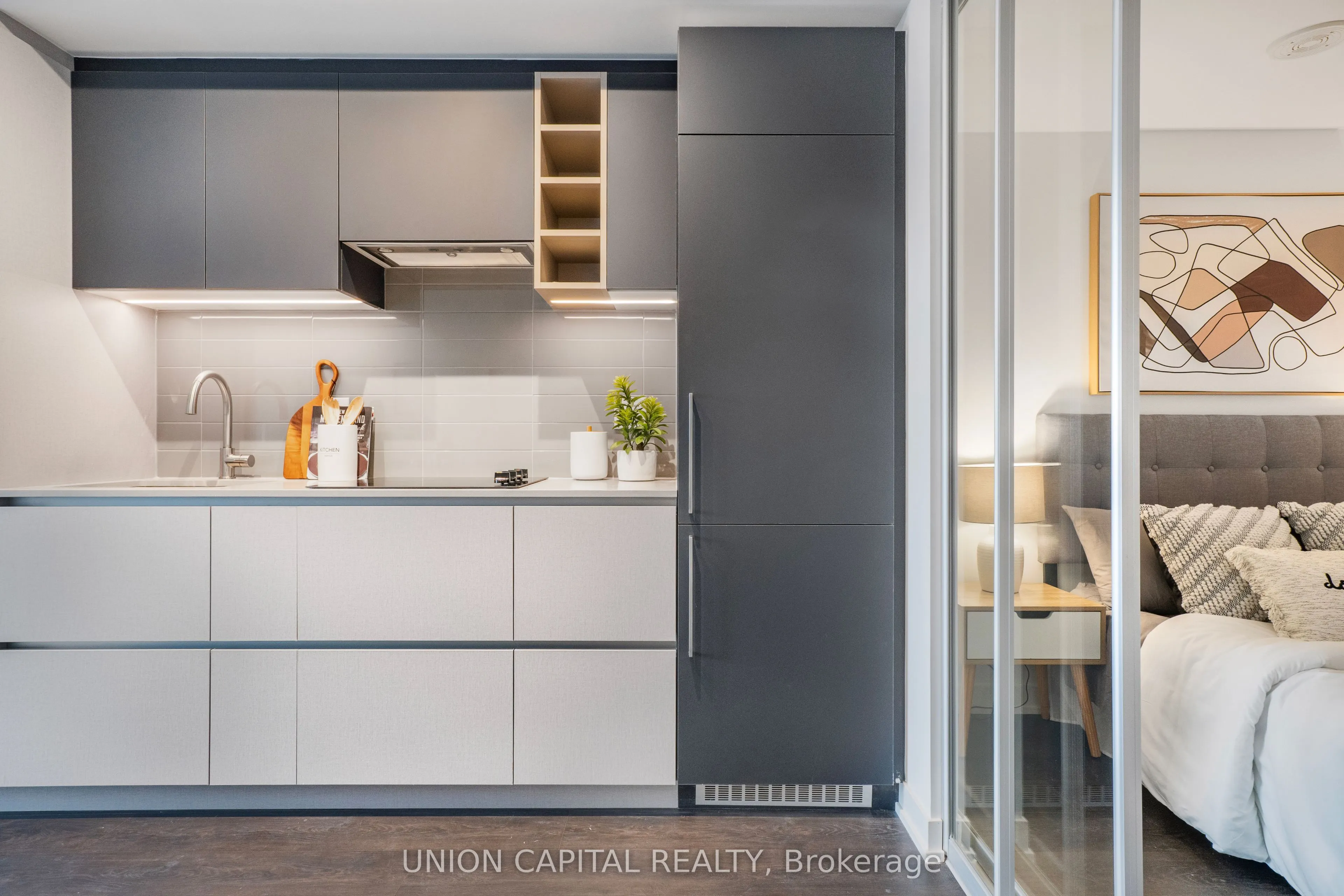 319 Jarvis Street, #4908