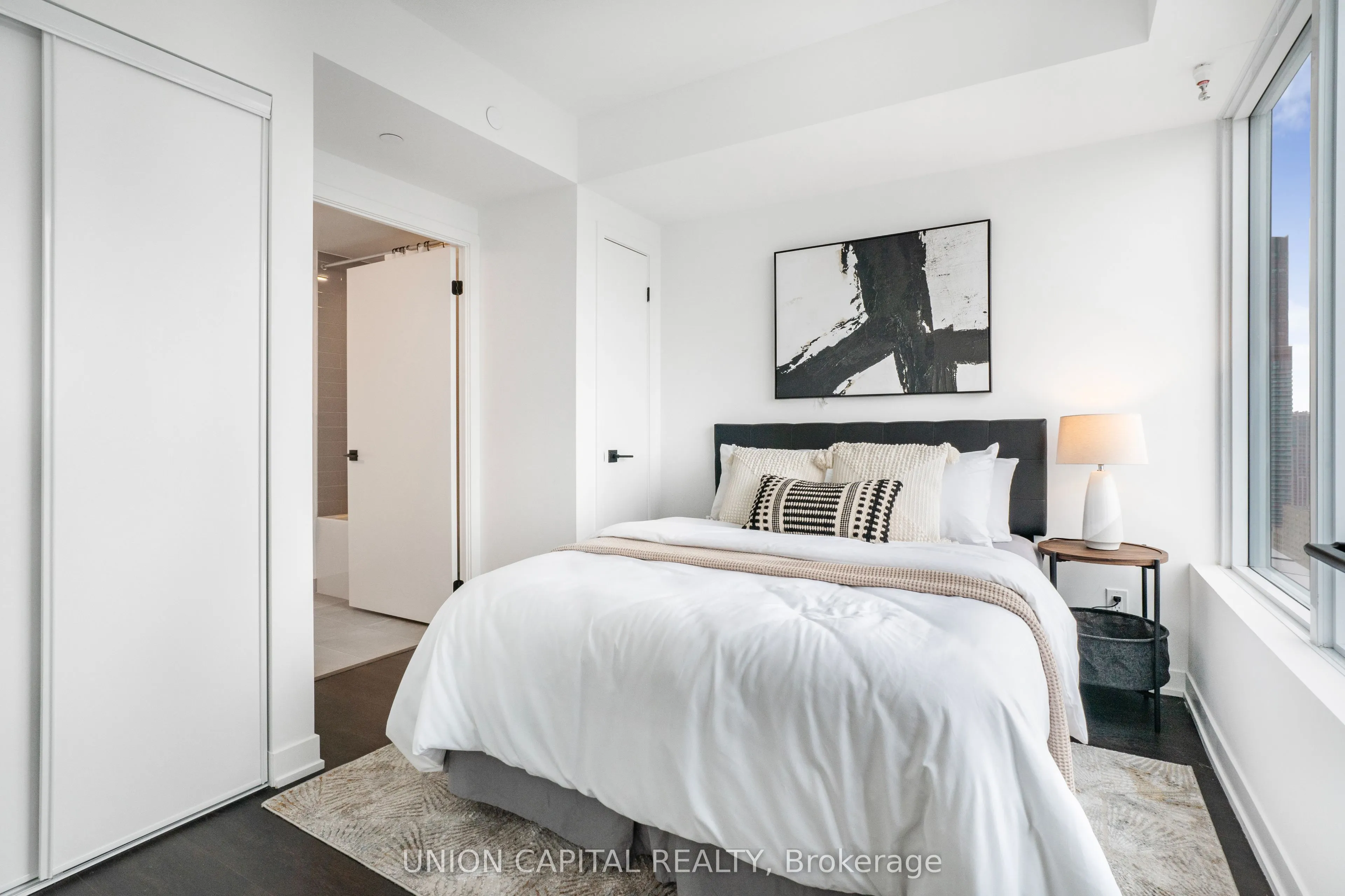 319 Jarvis Street, #4908