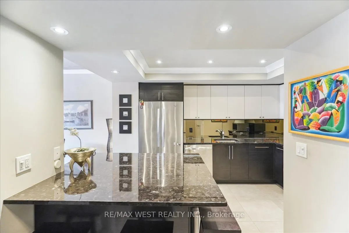 3 Duplex Avenue, #108