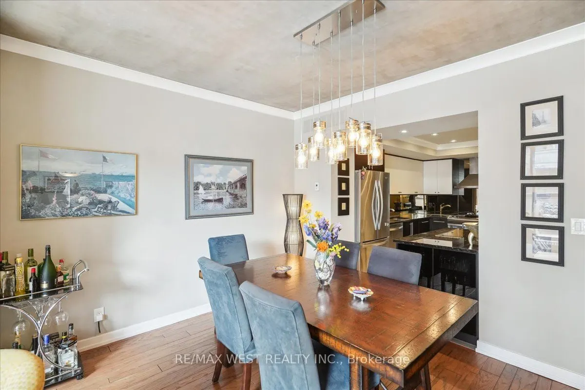 3 Duplex Avenue, #108