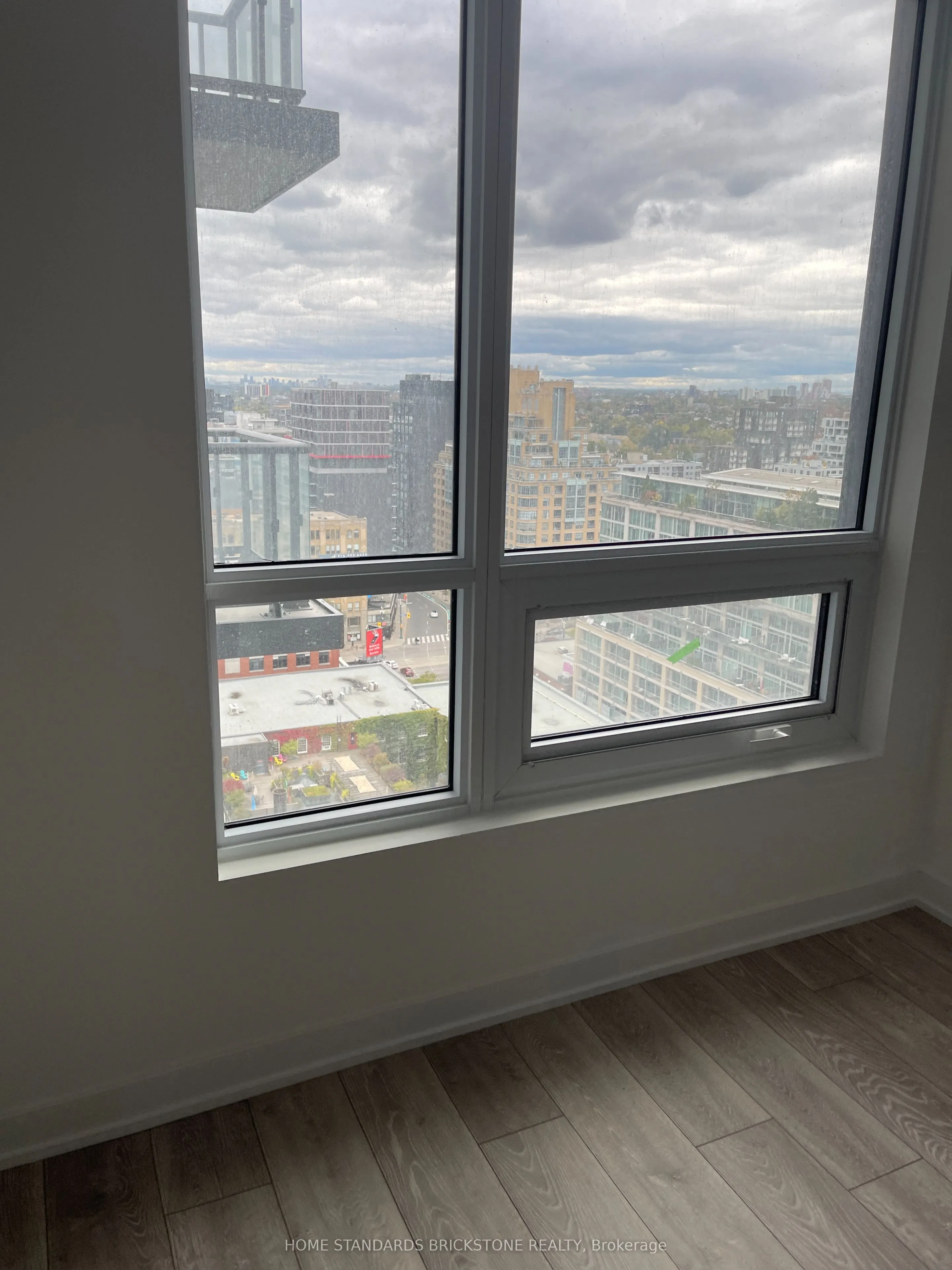 108 Peter Street #2011