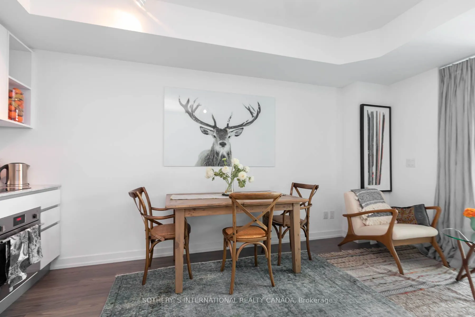 377 Madison Avenue, #424