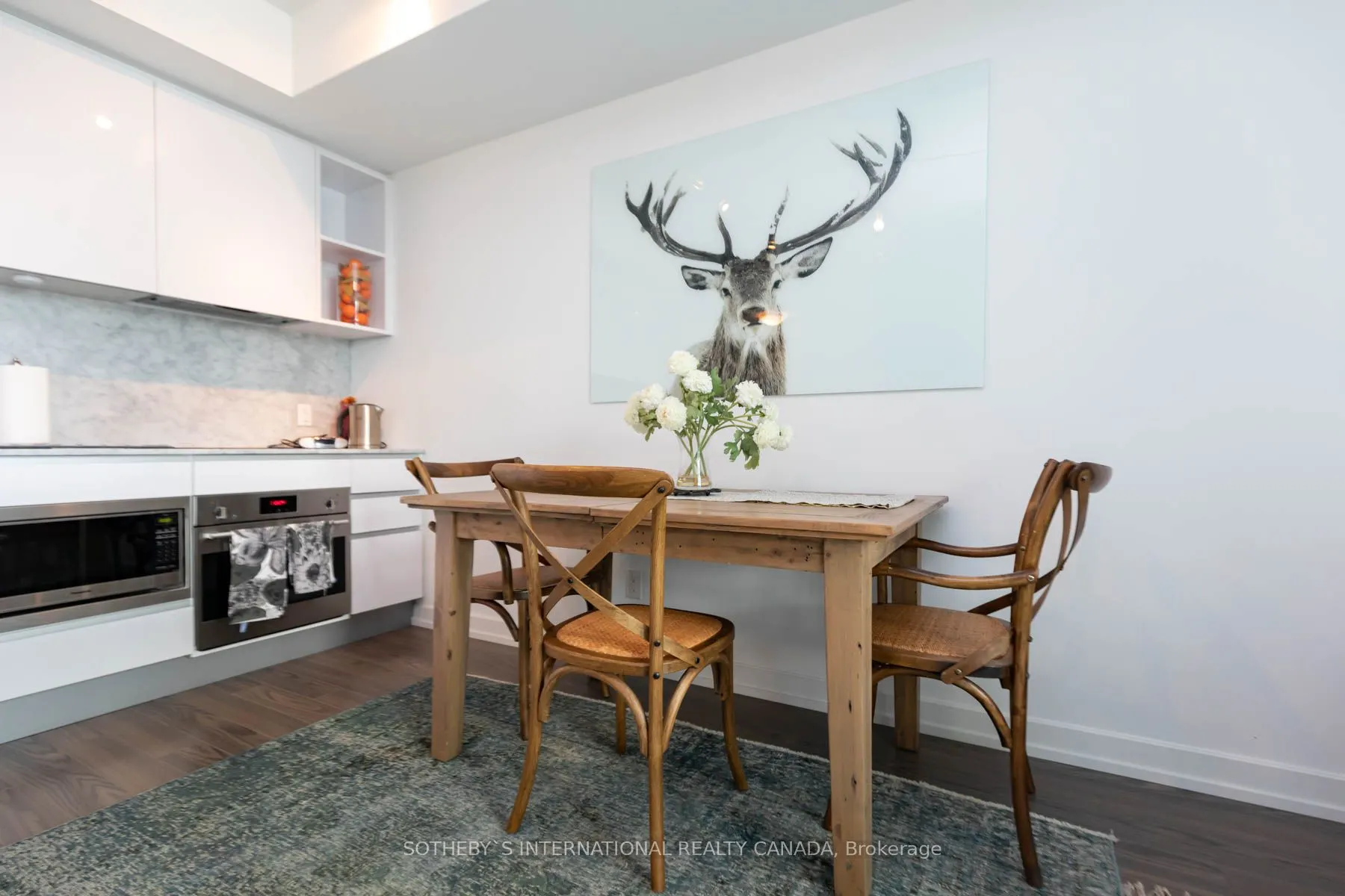 377 Madison Avenue, #424