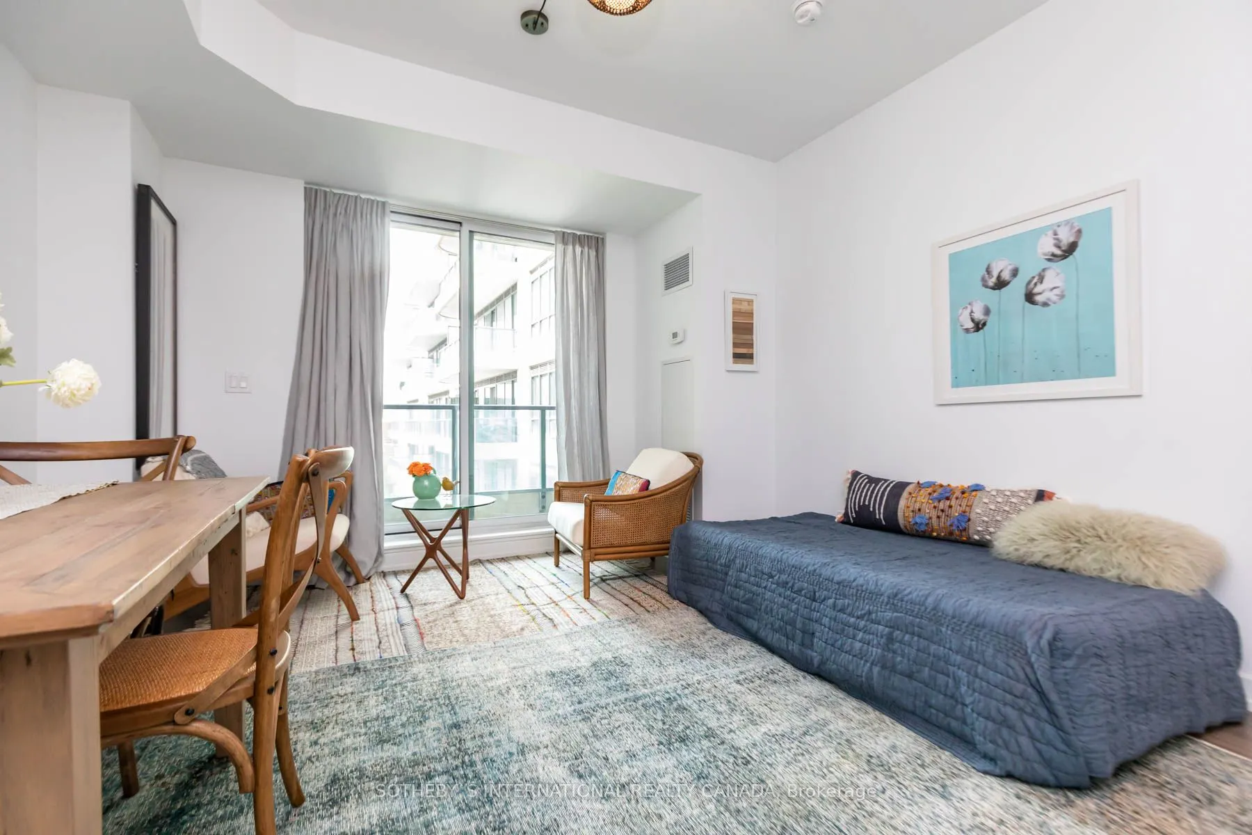 377 Madison Avenue, #424