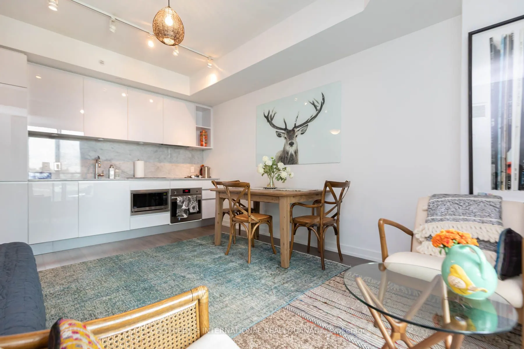 377 Madison Avenue, #424