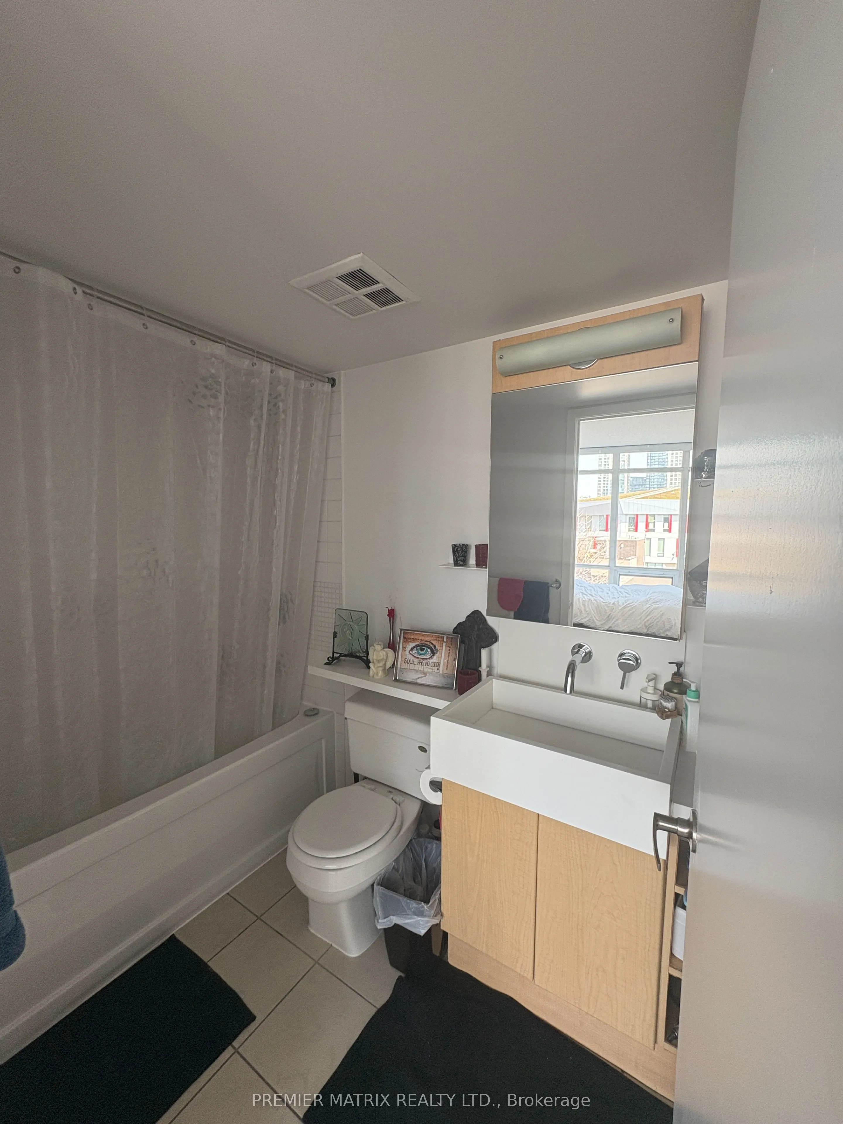 11 Brunel Court, #515
