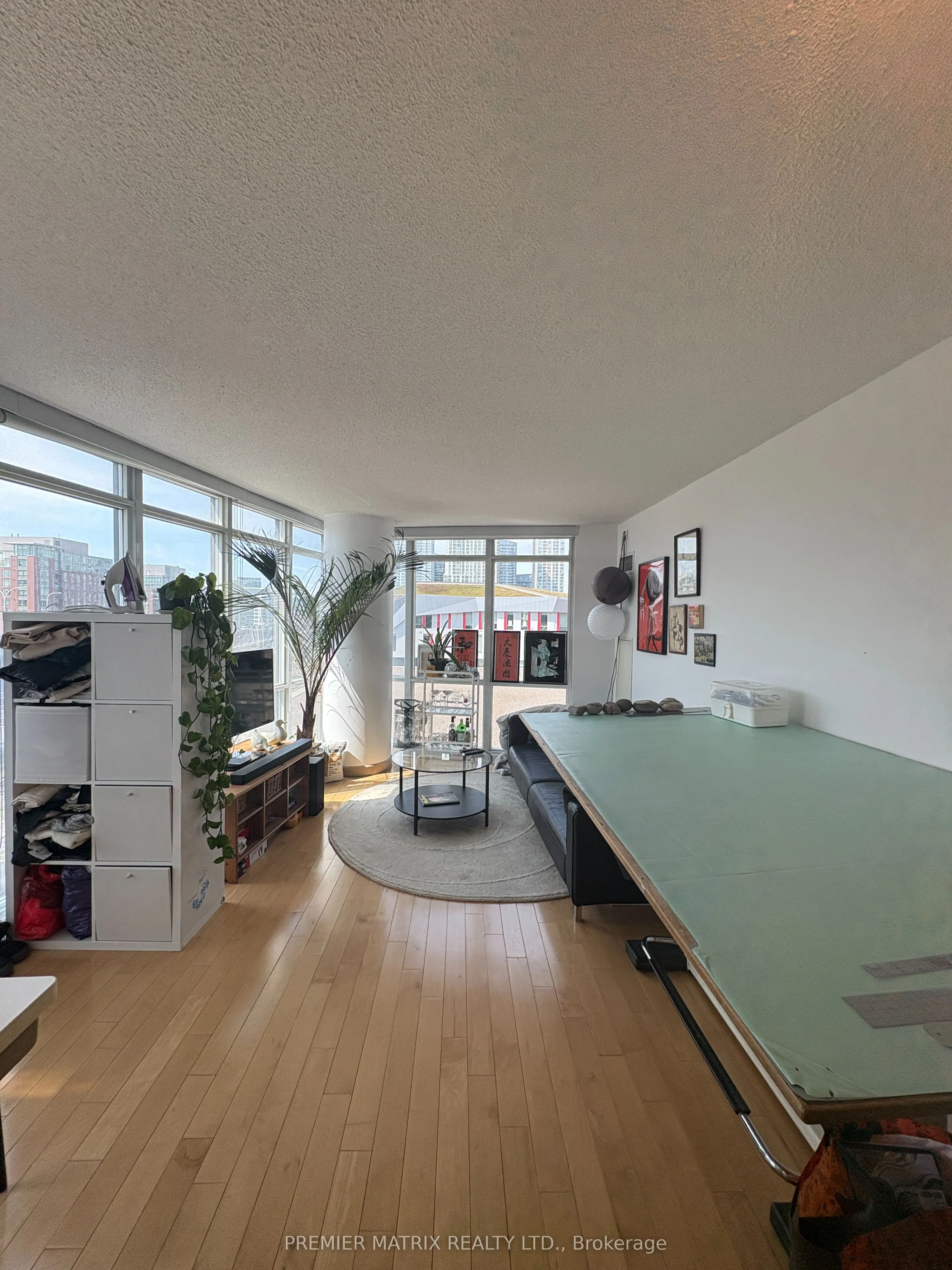 11 Brunel Court, #515