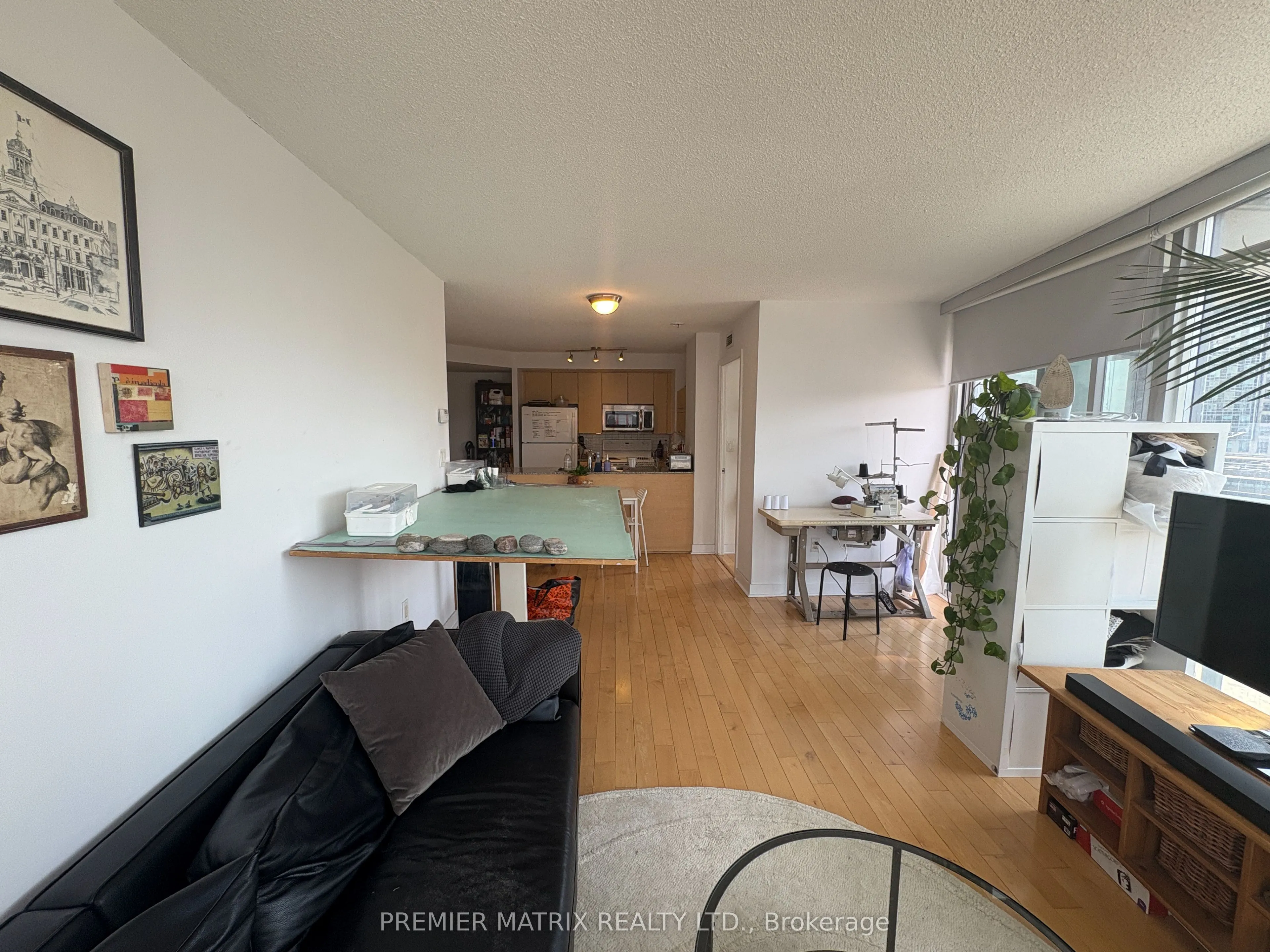 11 Brunel Court, #515