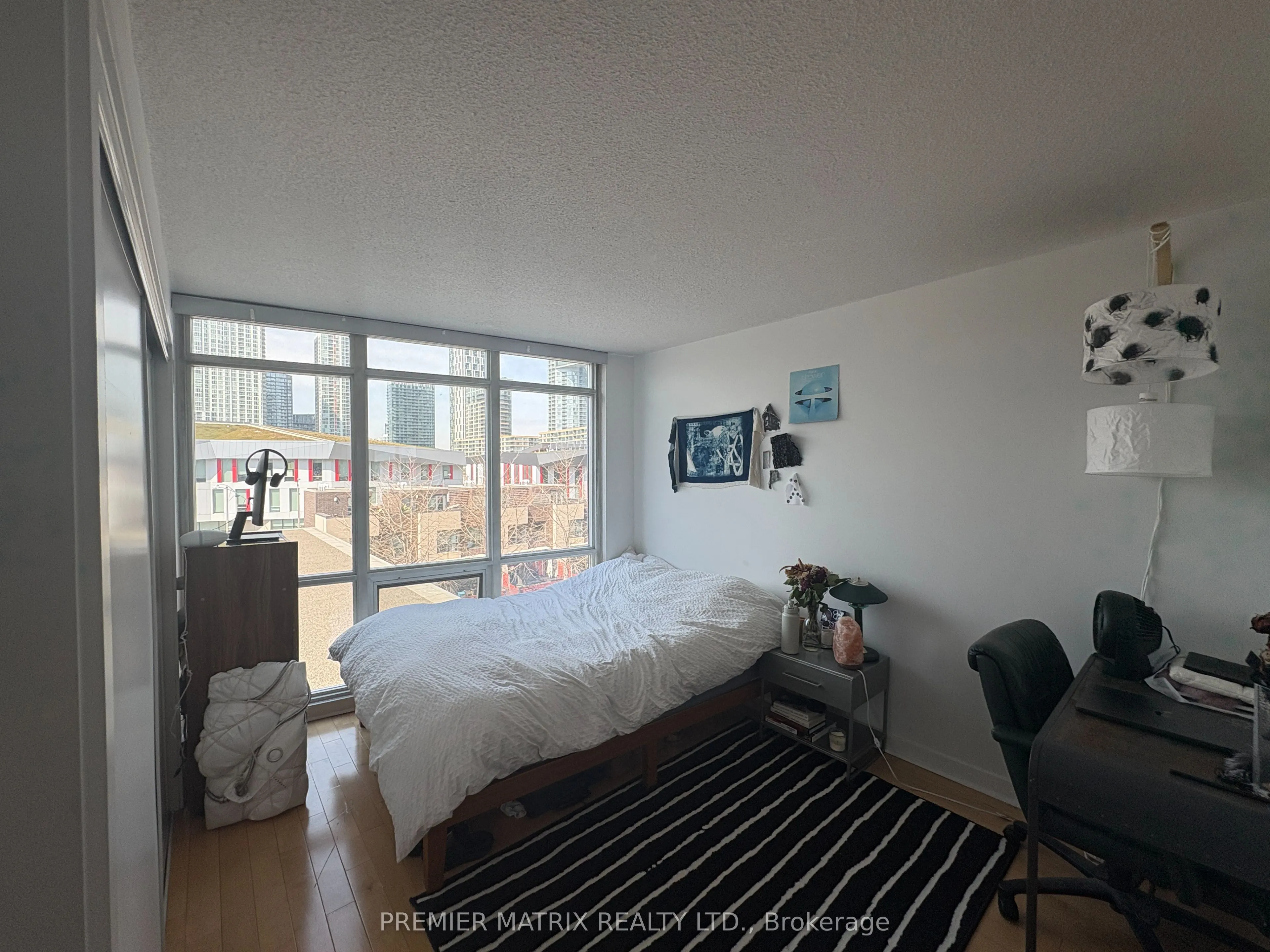 11 Brunel Court, #515