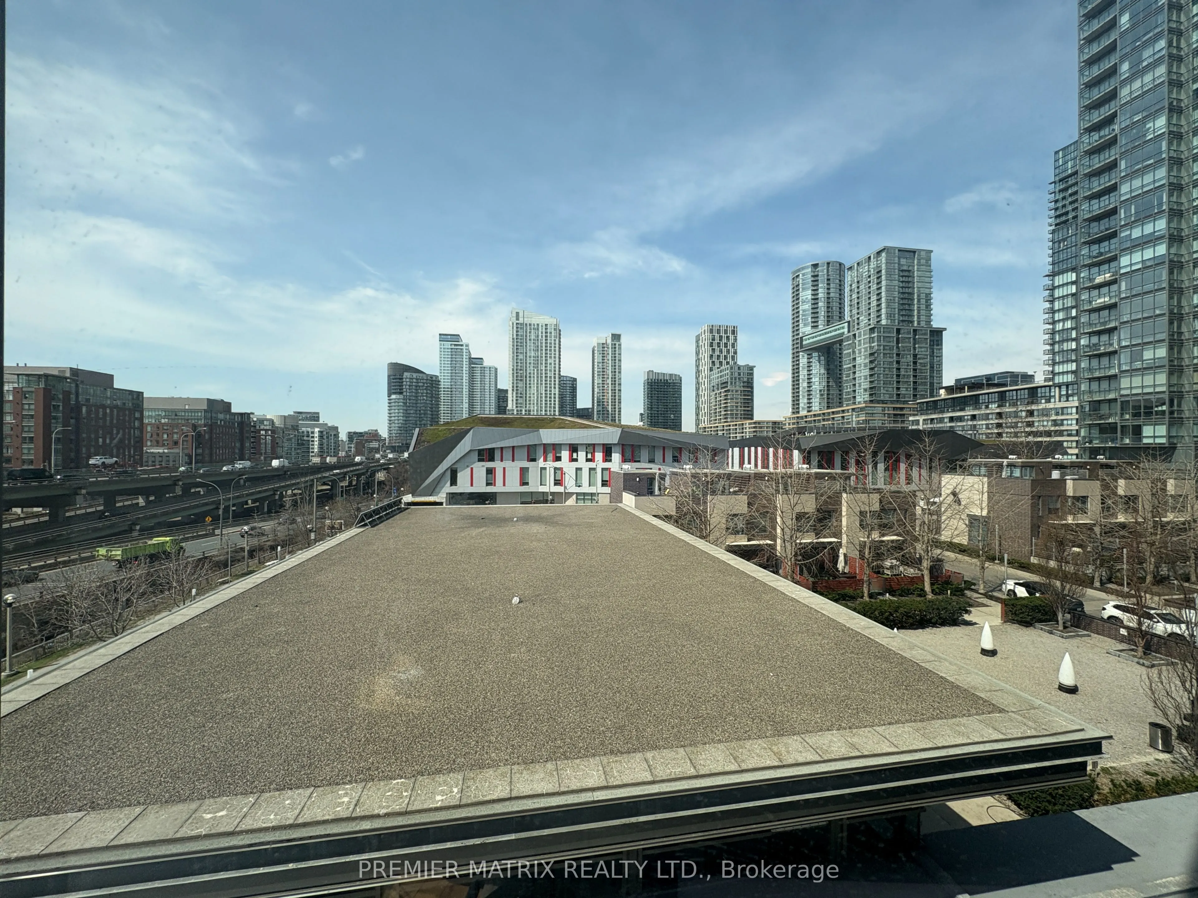 11 Brunel Court, #515