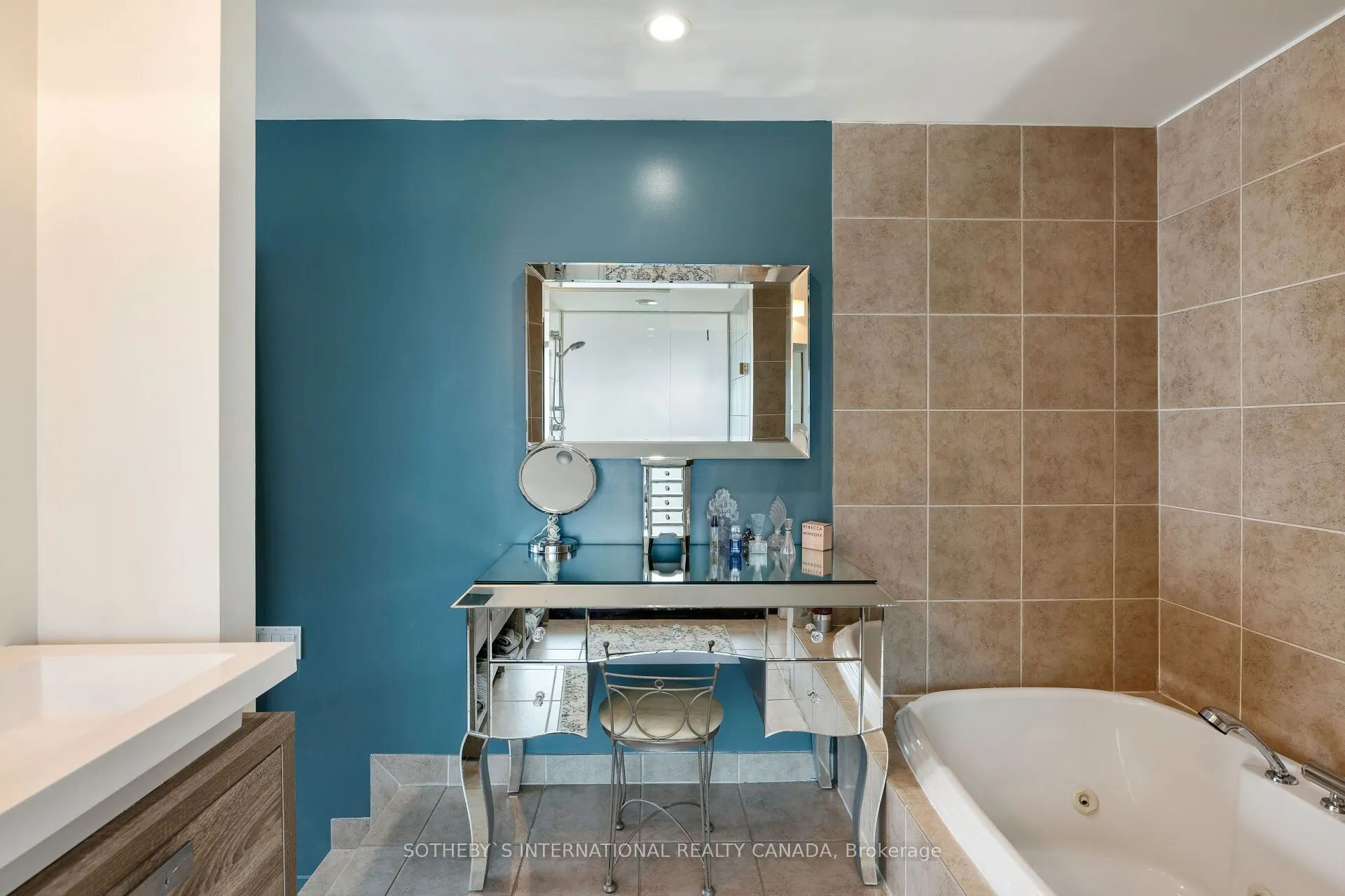 155 Dalhousie Street #PH1