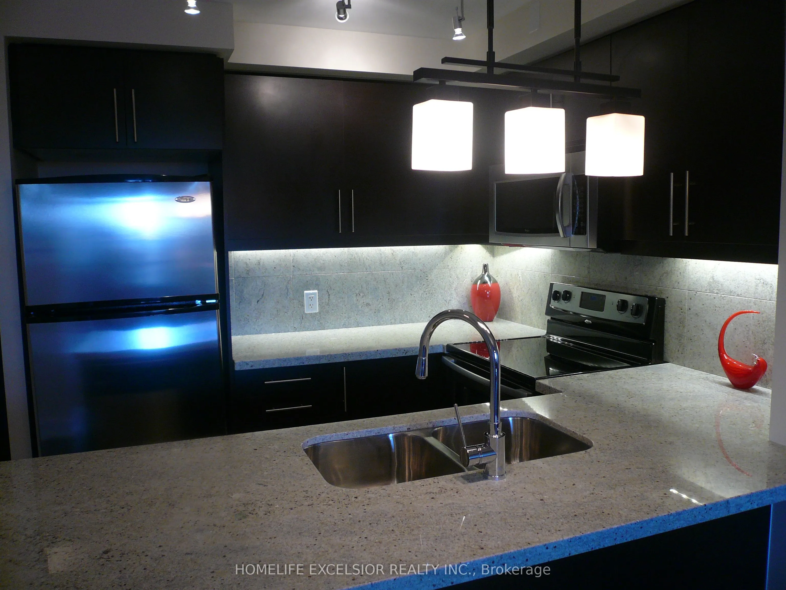676 Sheppard Avenue E, #315