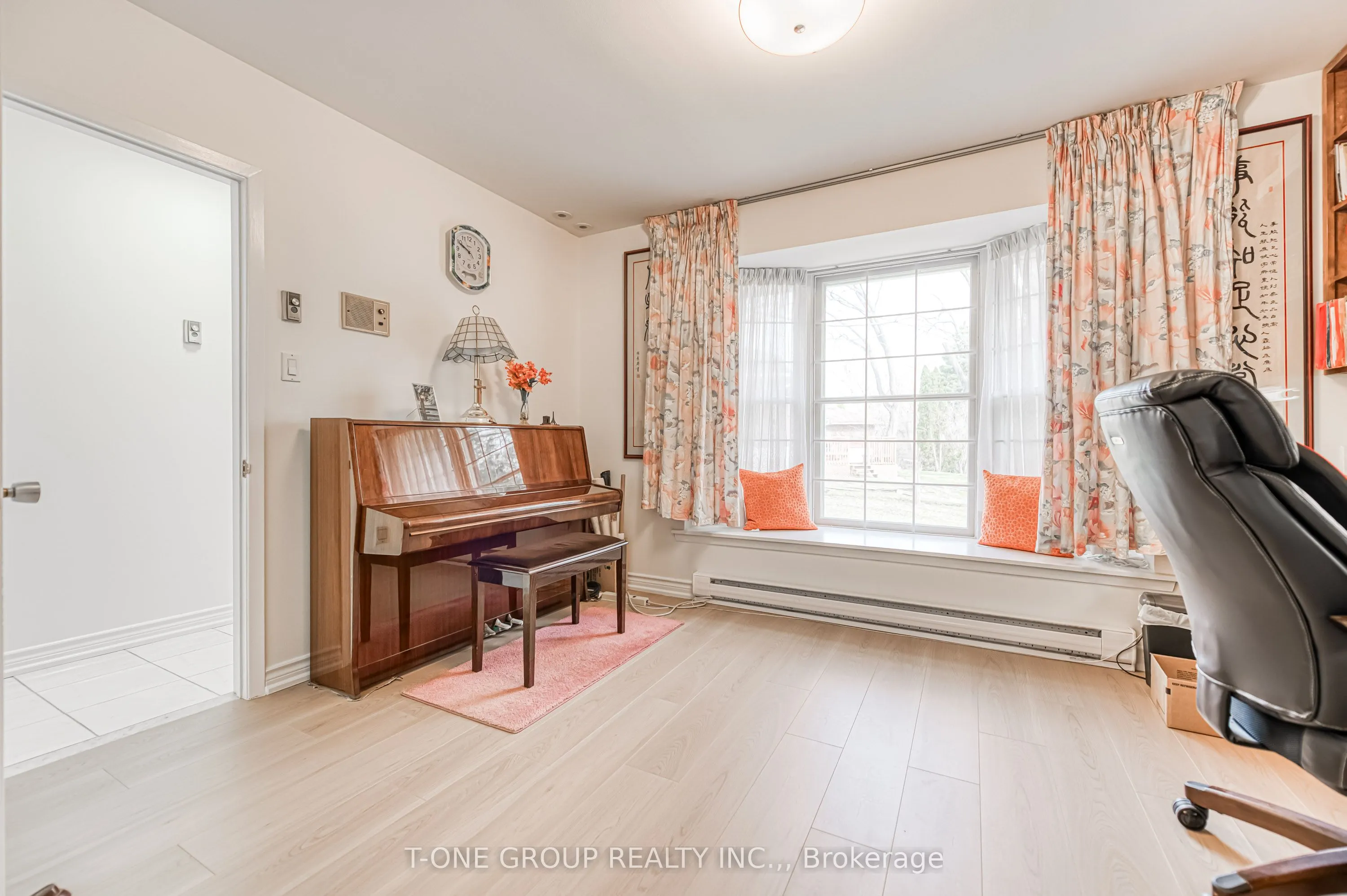 20 Zircon Court