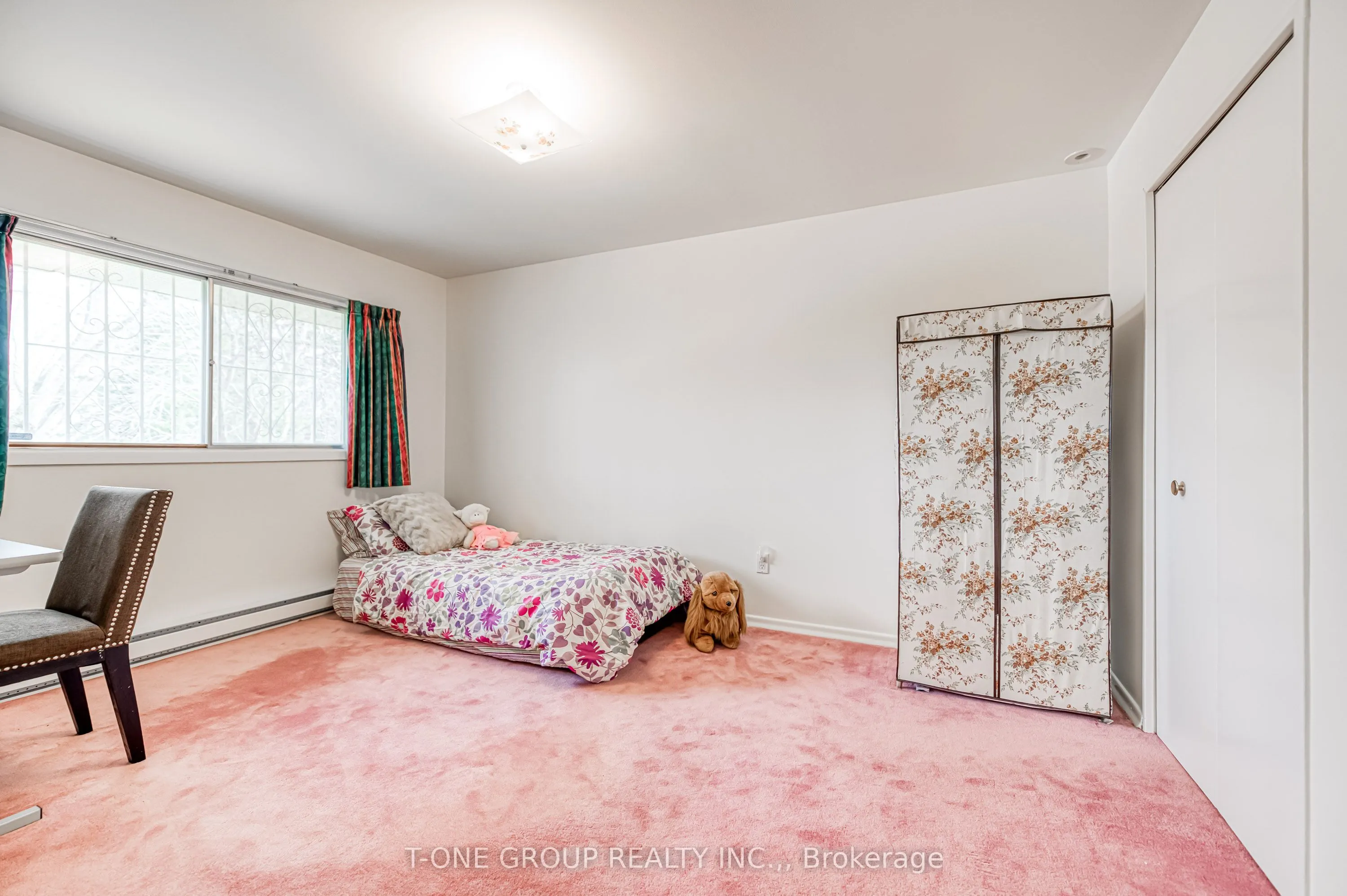 20 Zircon Court
