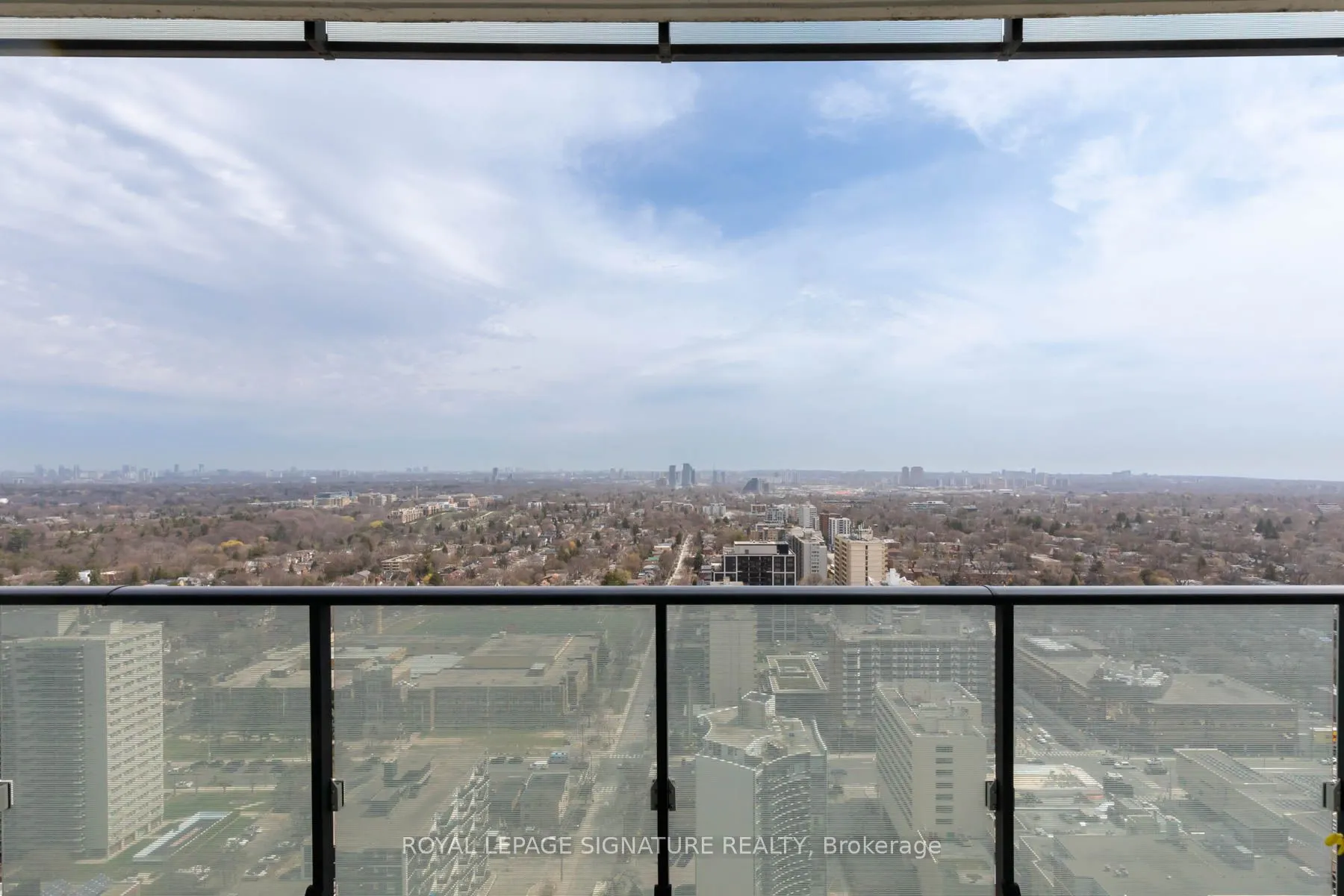 185 Roehampton Avenue #2805