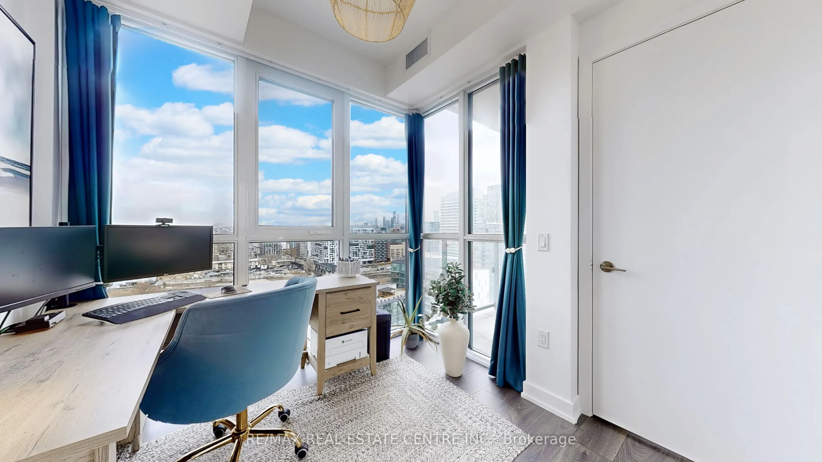 38 Iannuzzi Street #2506