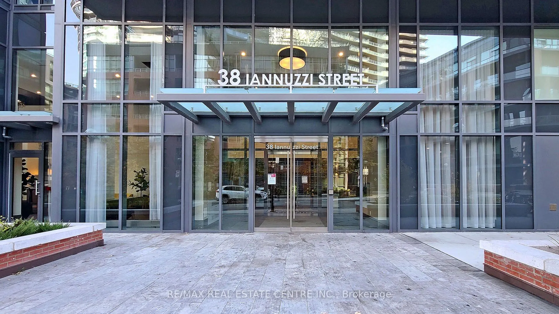 38 Iannuzzi Street #2506