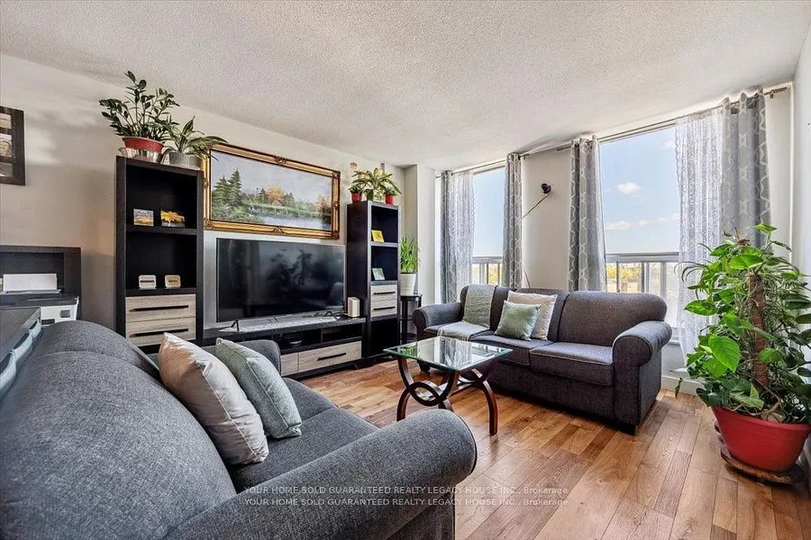 130 Neptune Drive, #607