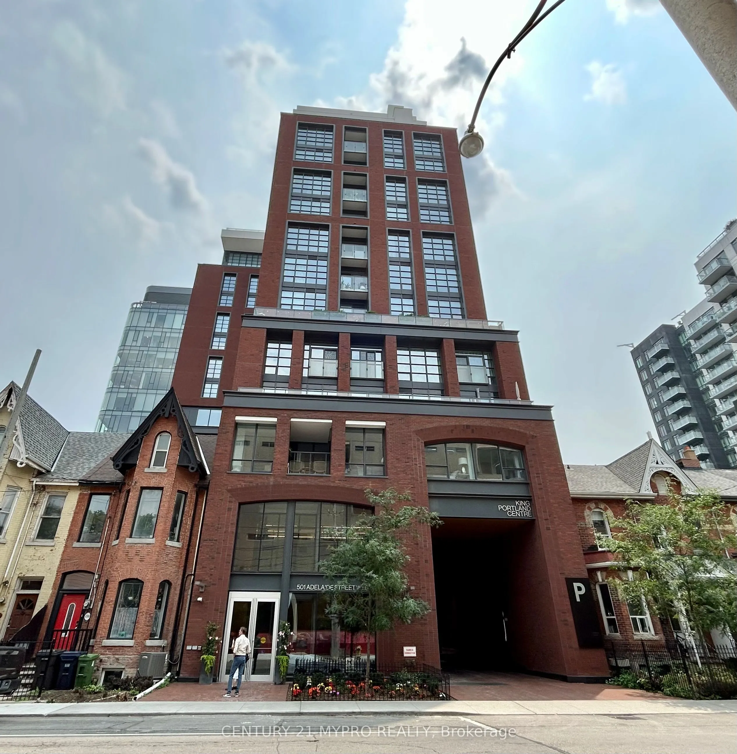 501 Adelaide Street W, #503
