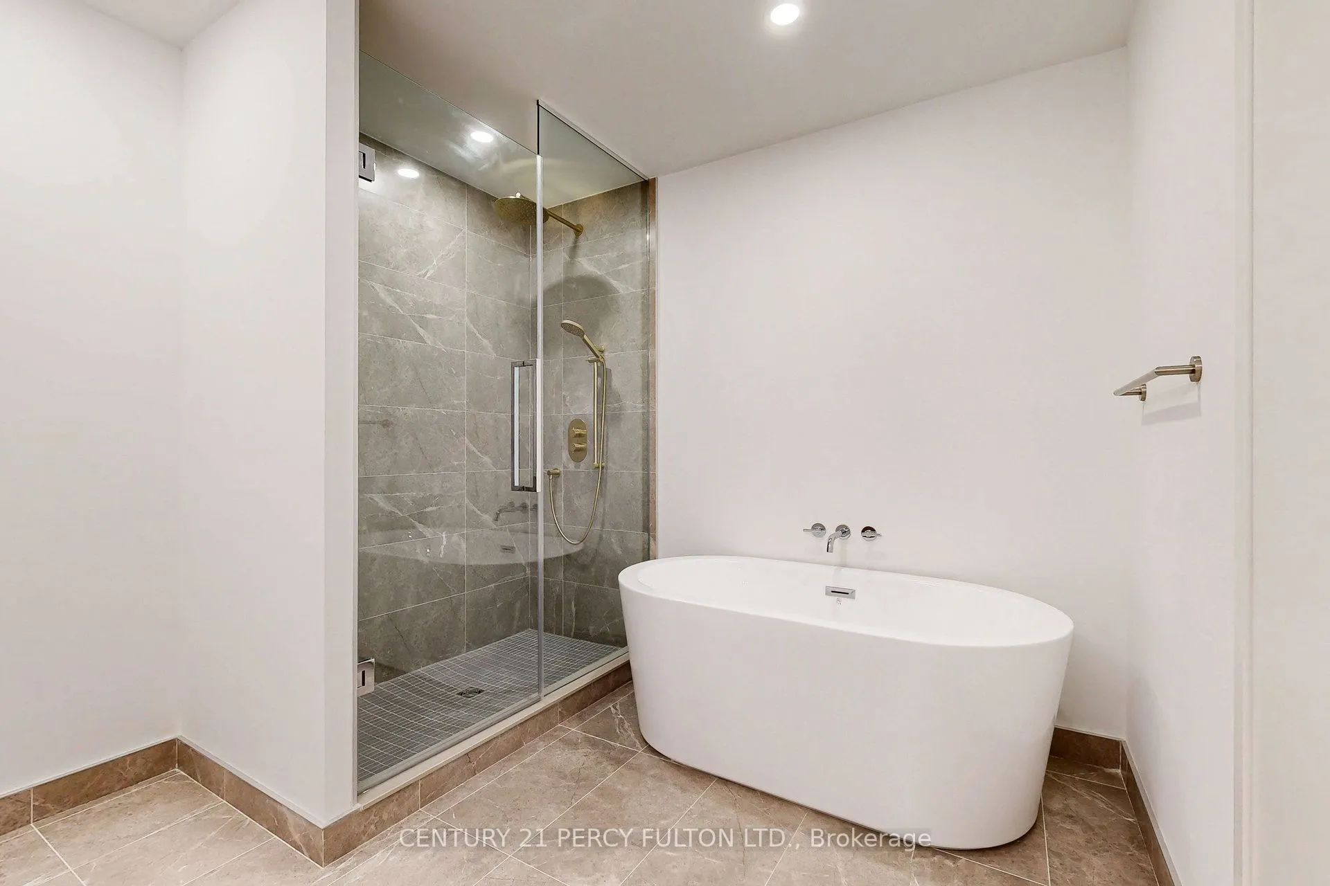 200 Keewatin Avenue, #306