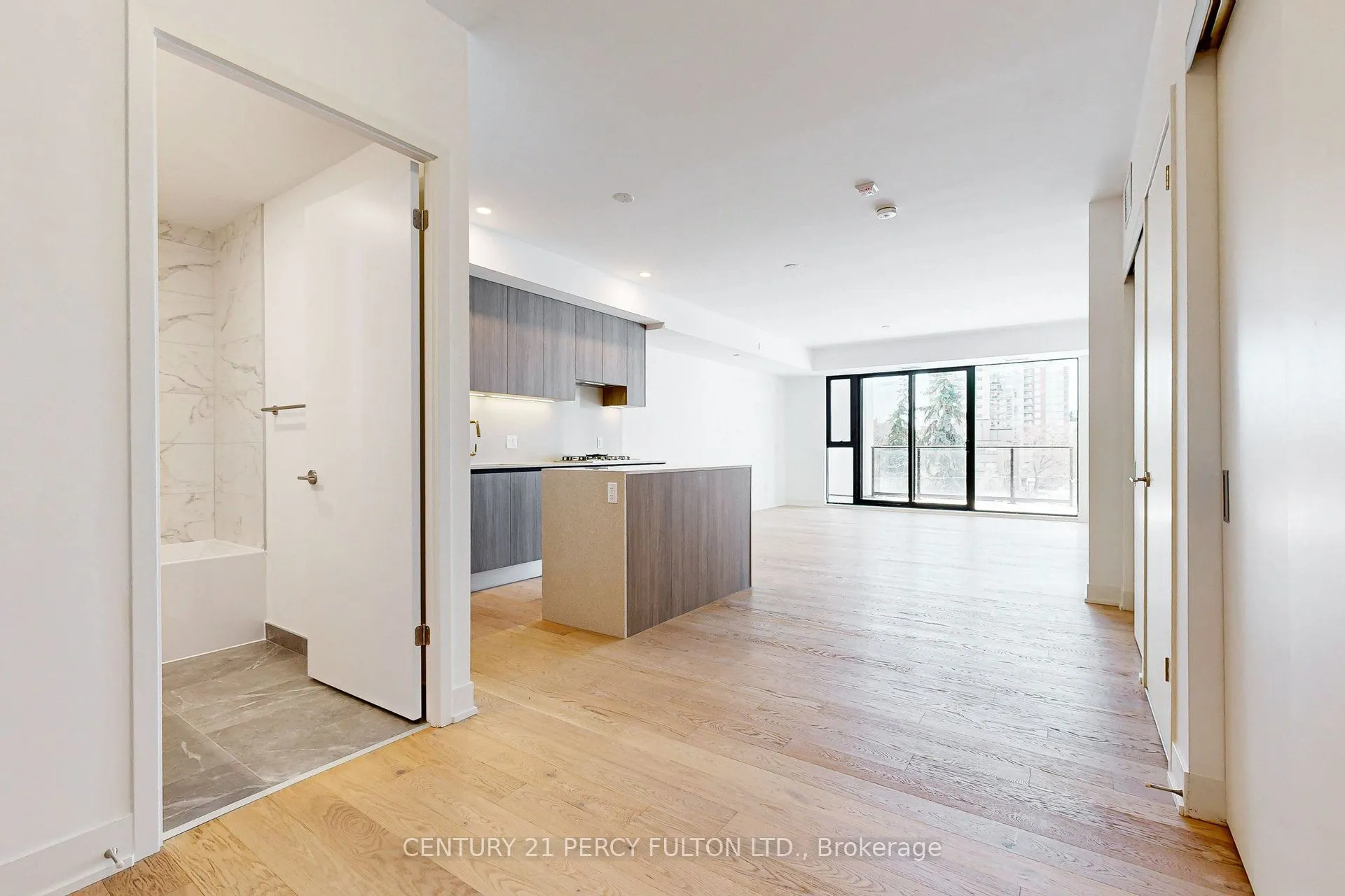200 Keewatin Avenue, #306