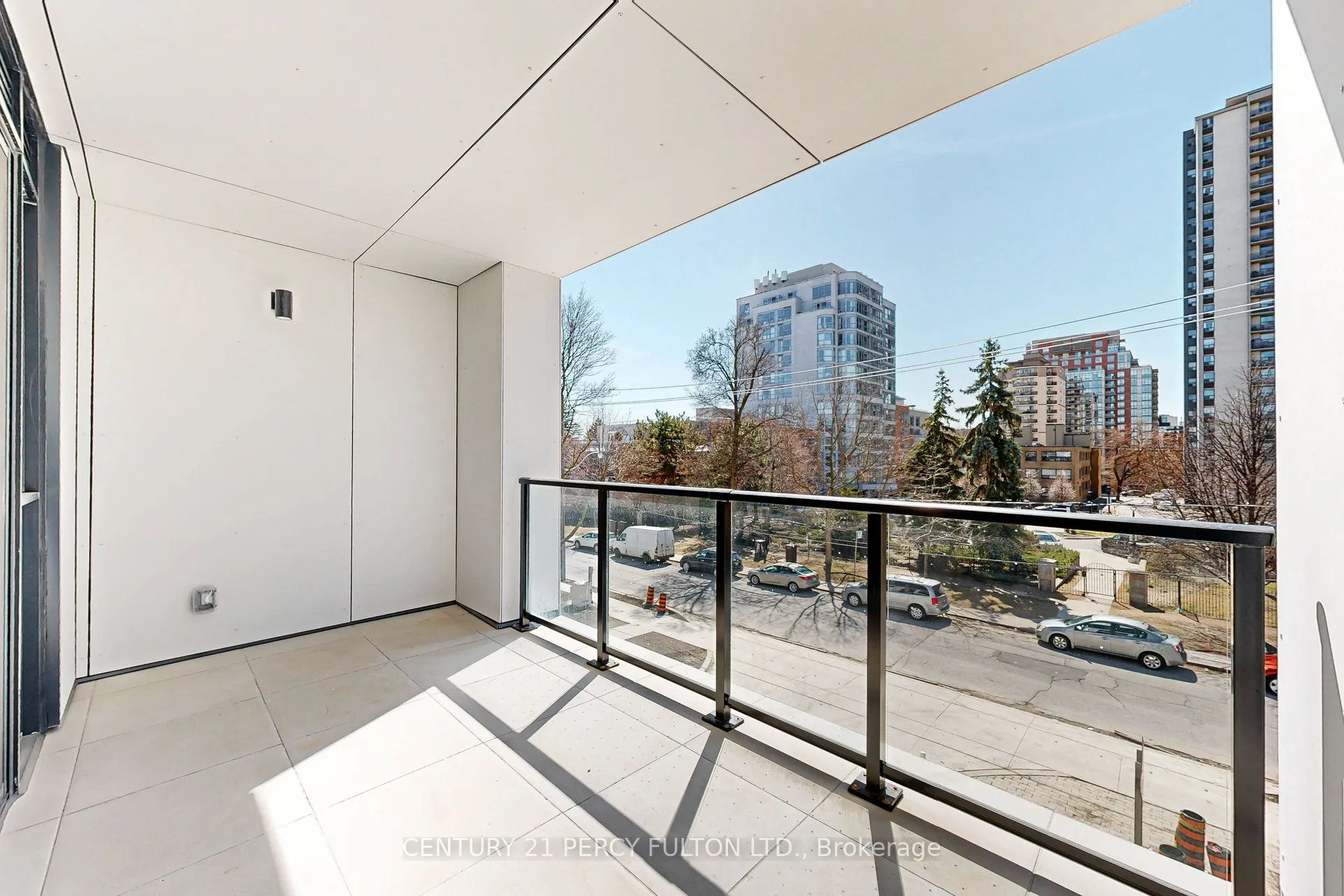 200 Keewatin Avenue, #306