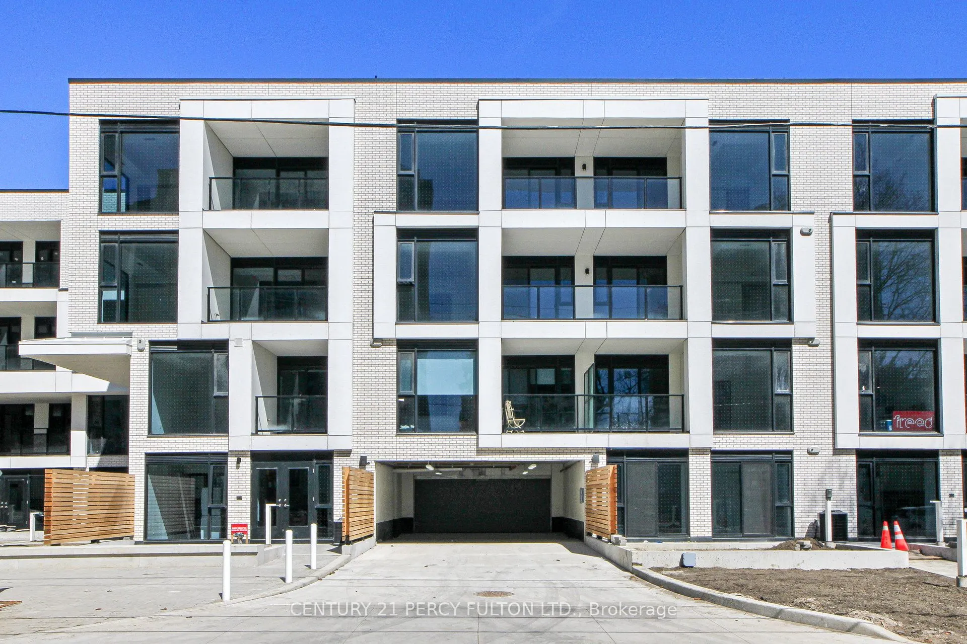 200 Keewatin Avenue, #306