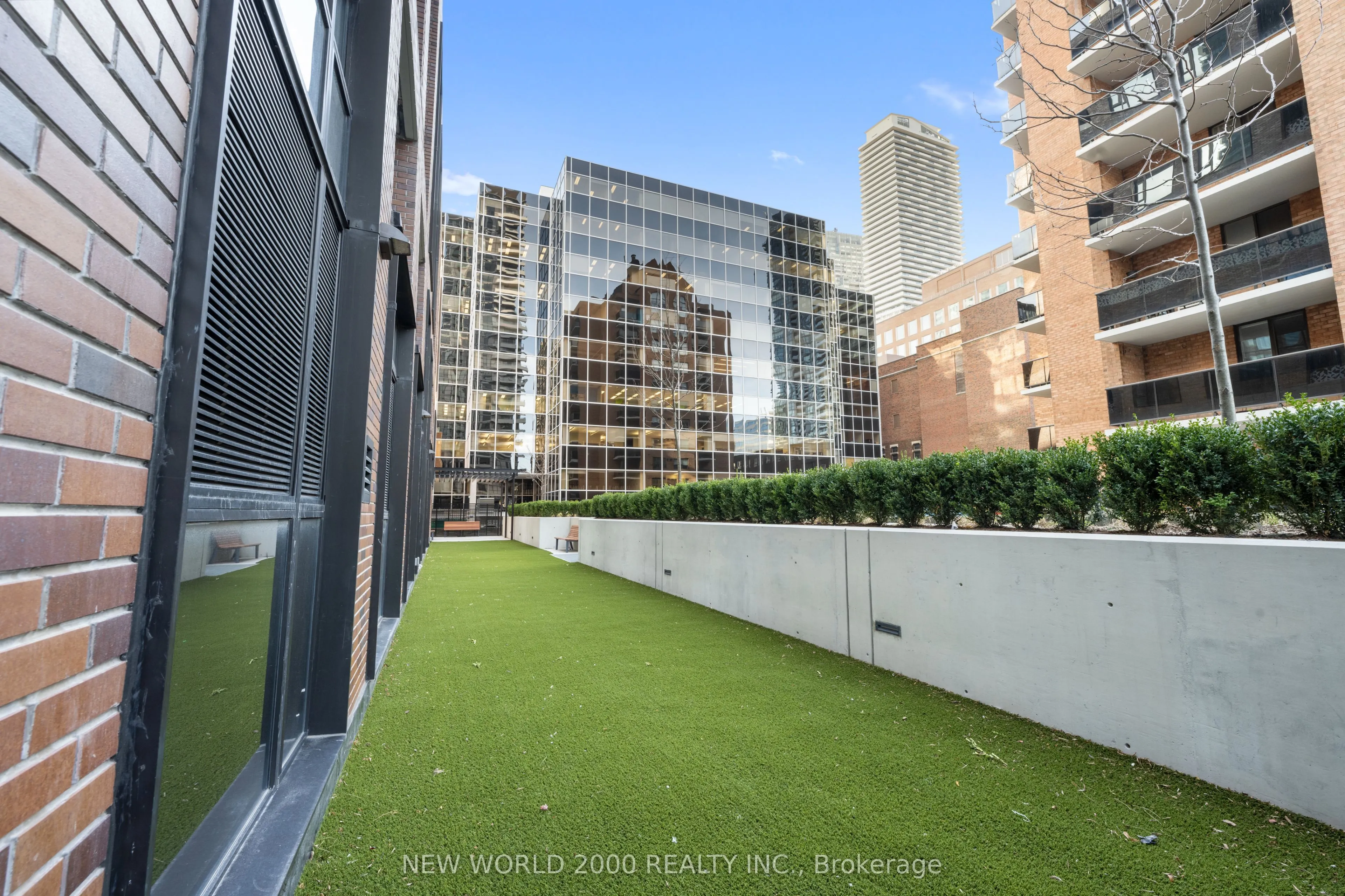 101 Roehampton Avenue, #3610