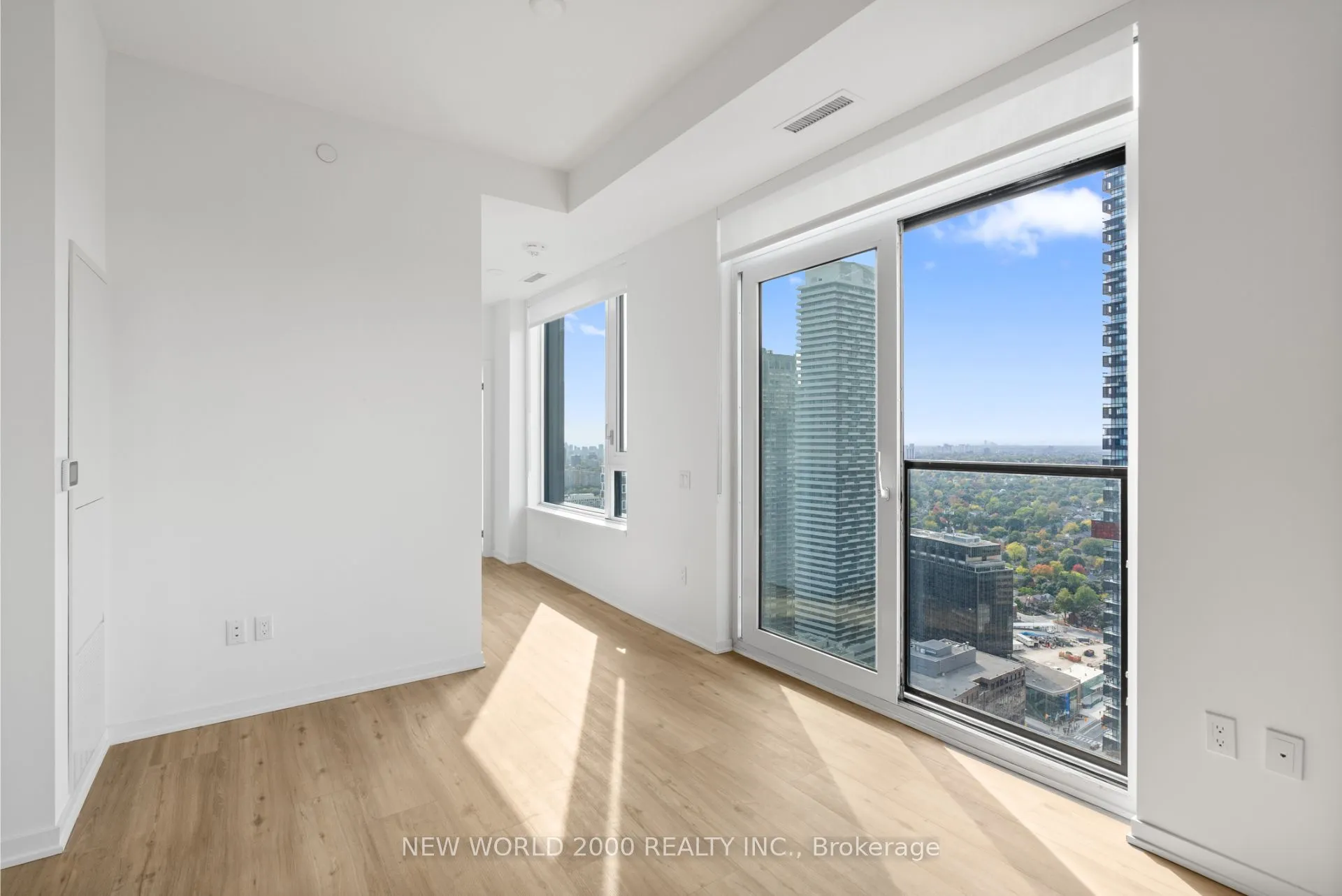 101 Roehampton Avenue, #3610