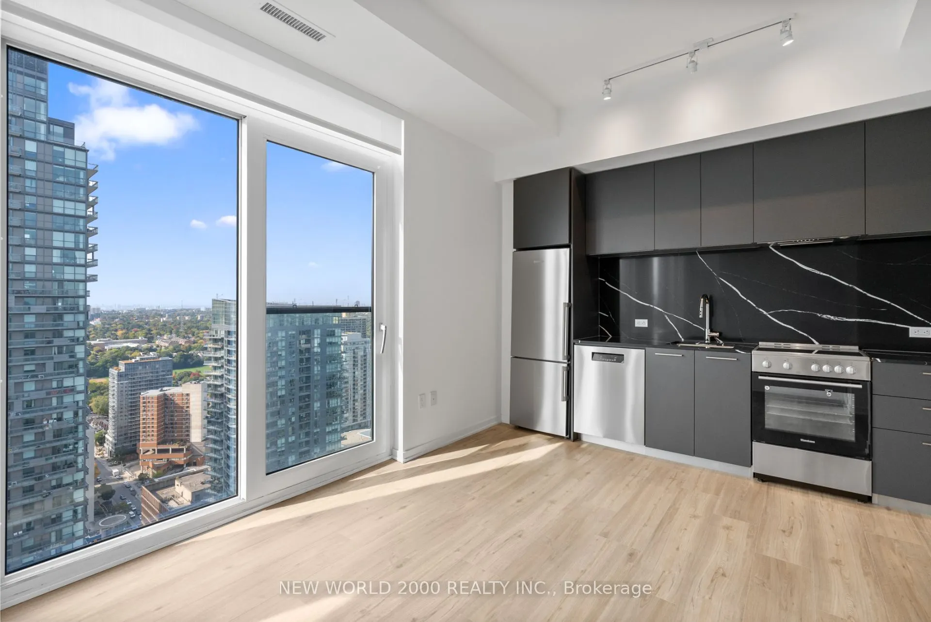 101 Roehampton Avenue, #3610
