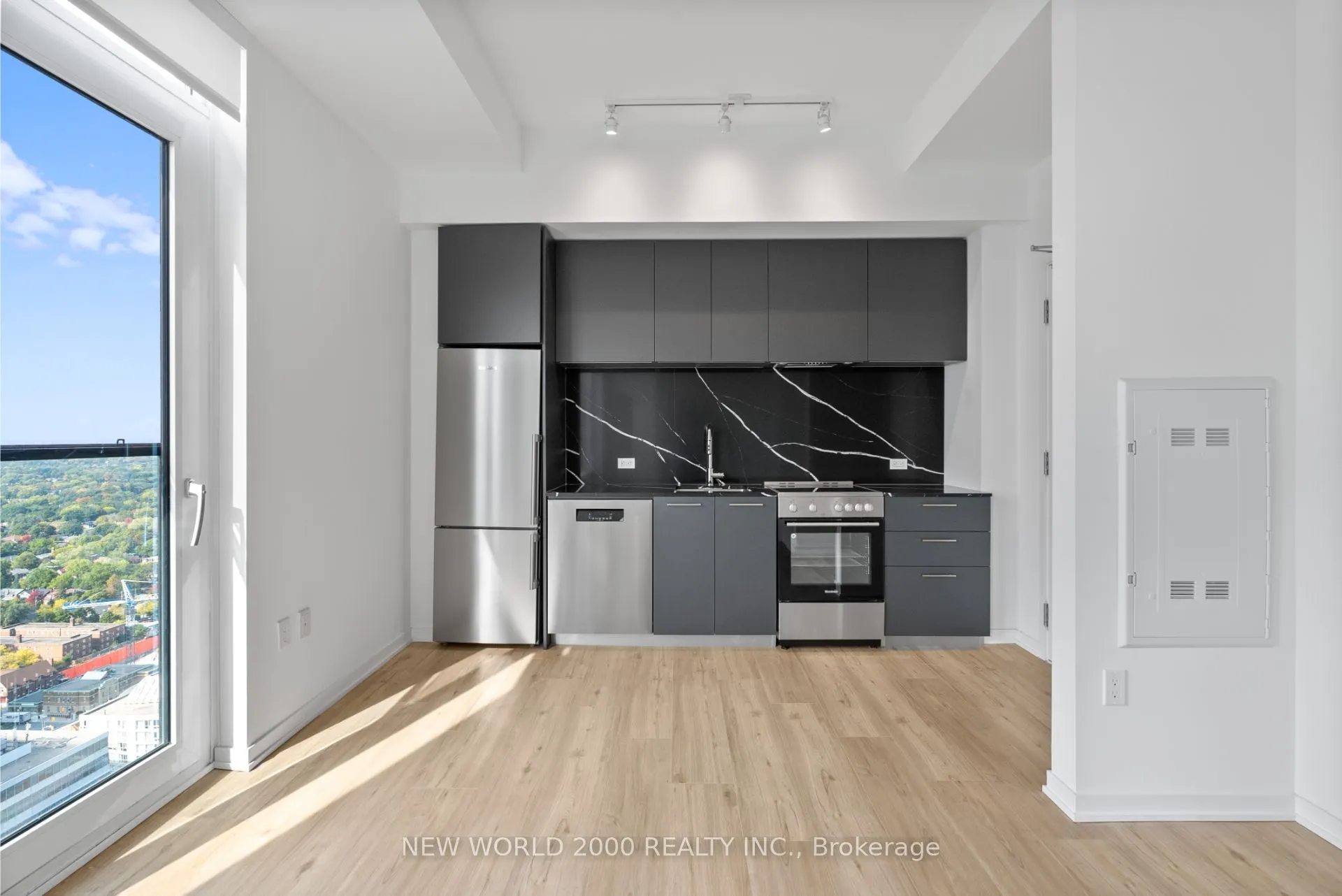 101 Roehampton Avenue, #3610