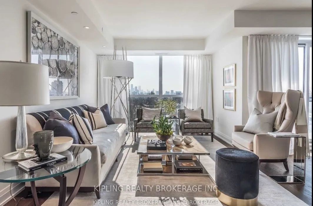 101 St Clair Avenue W, #604