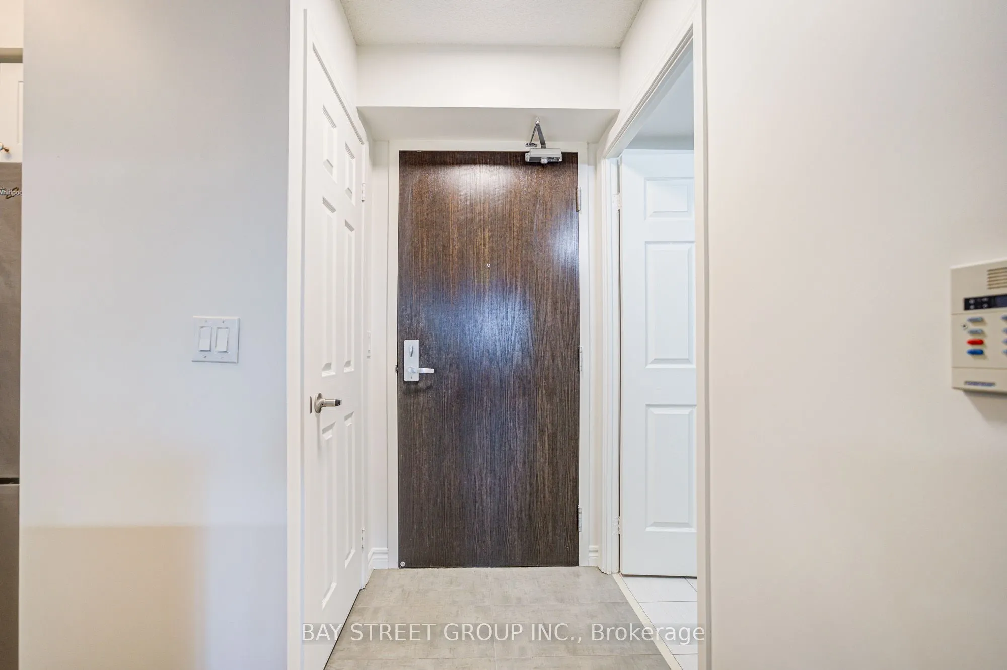 25 Lower Simcoe Street, #627