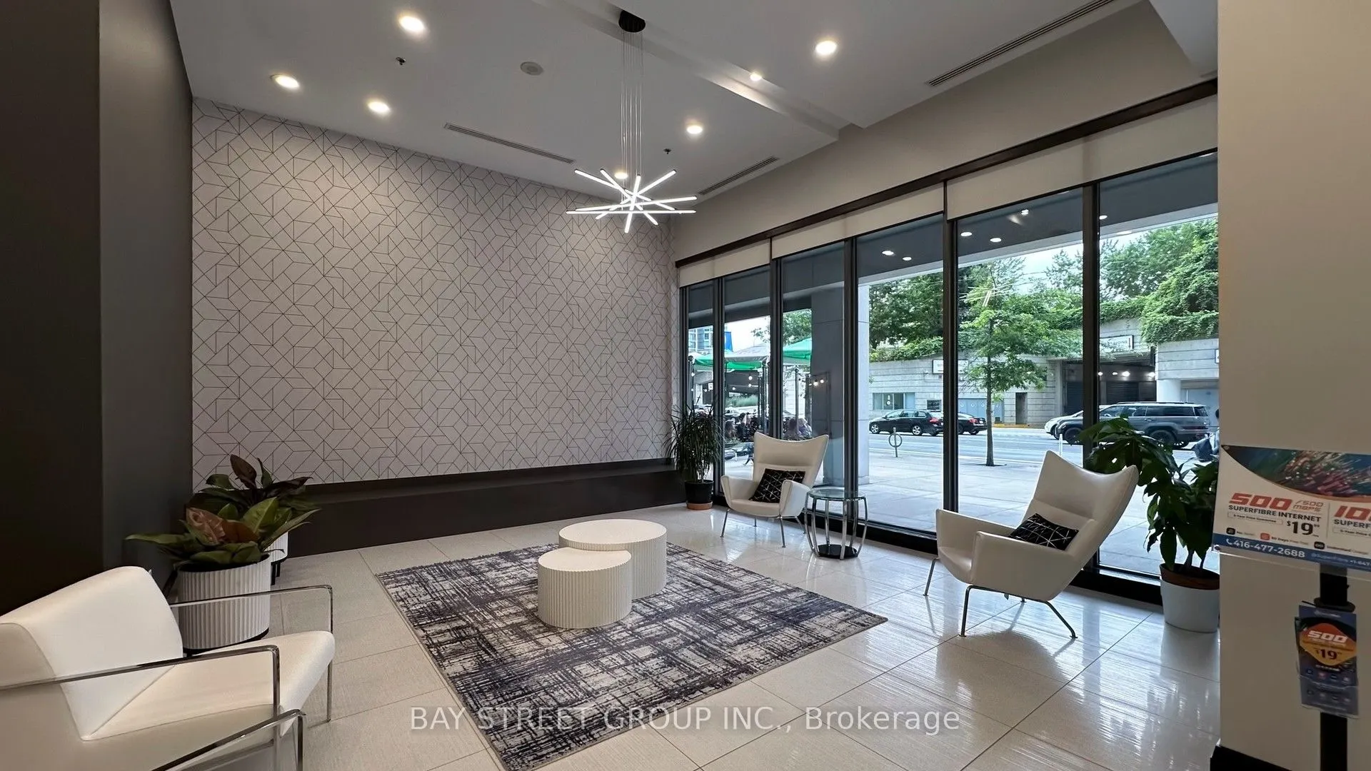 25 Lower Simcoe Street, #627