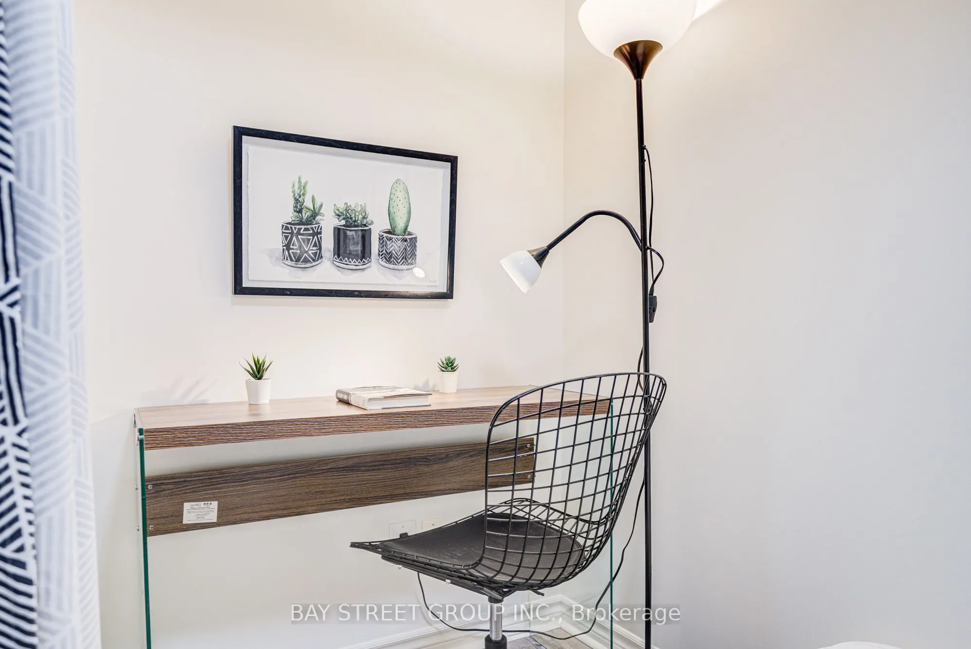 25 Lower Simcoe Street, #627