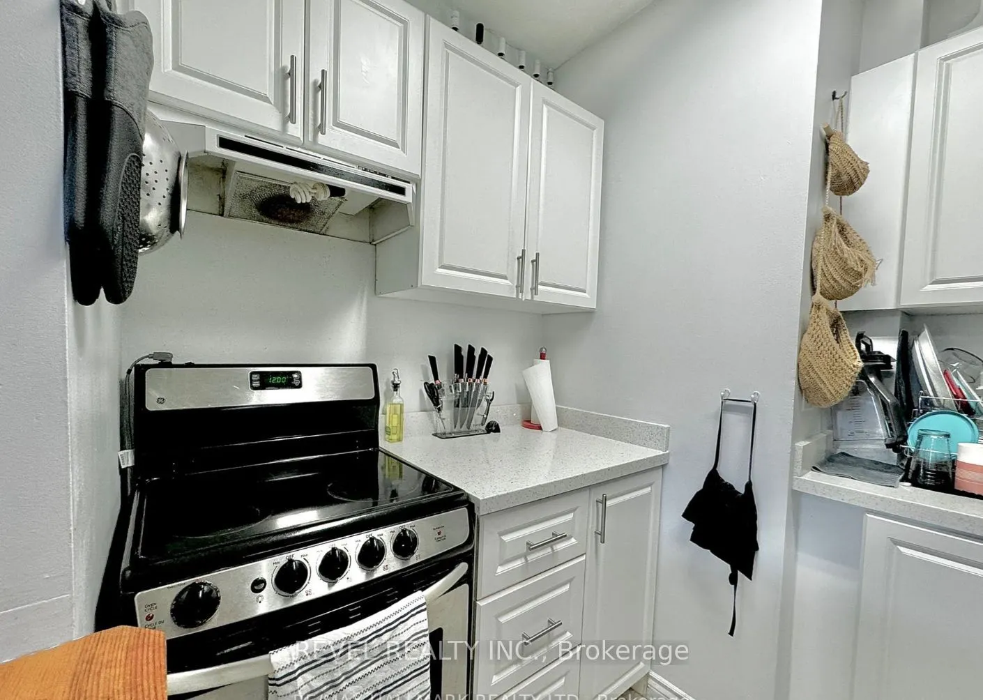 114 Vaughan Road, #303