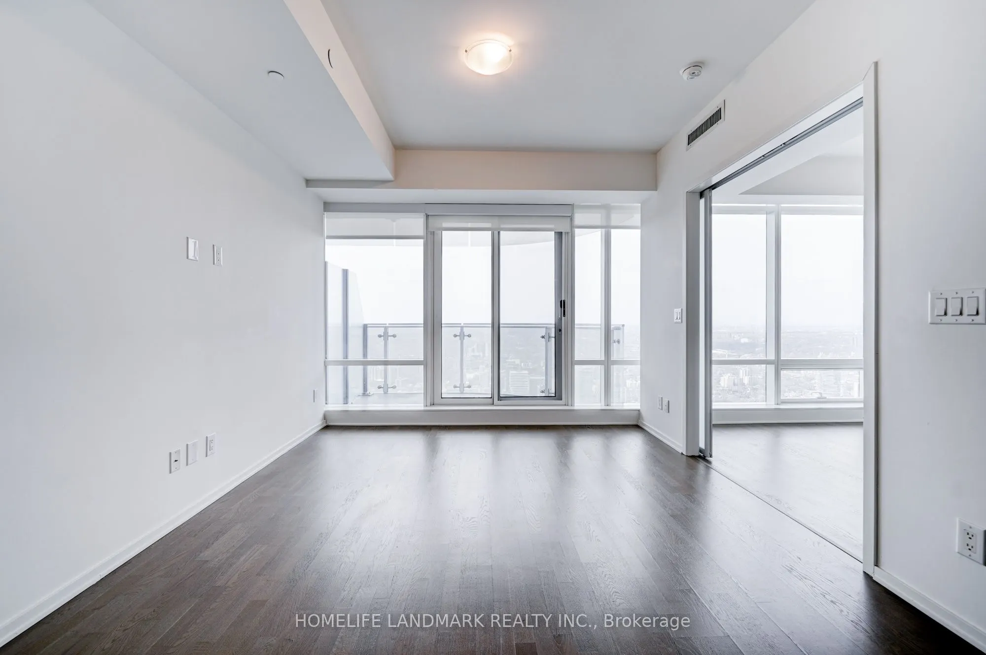 1 Bloor Street E, #6108