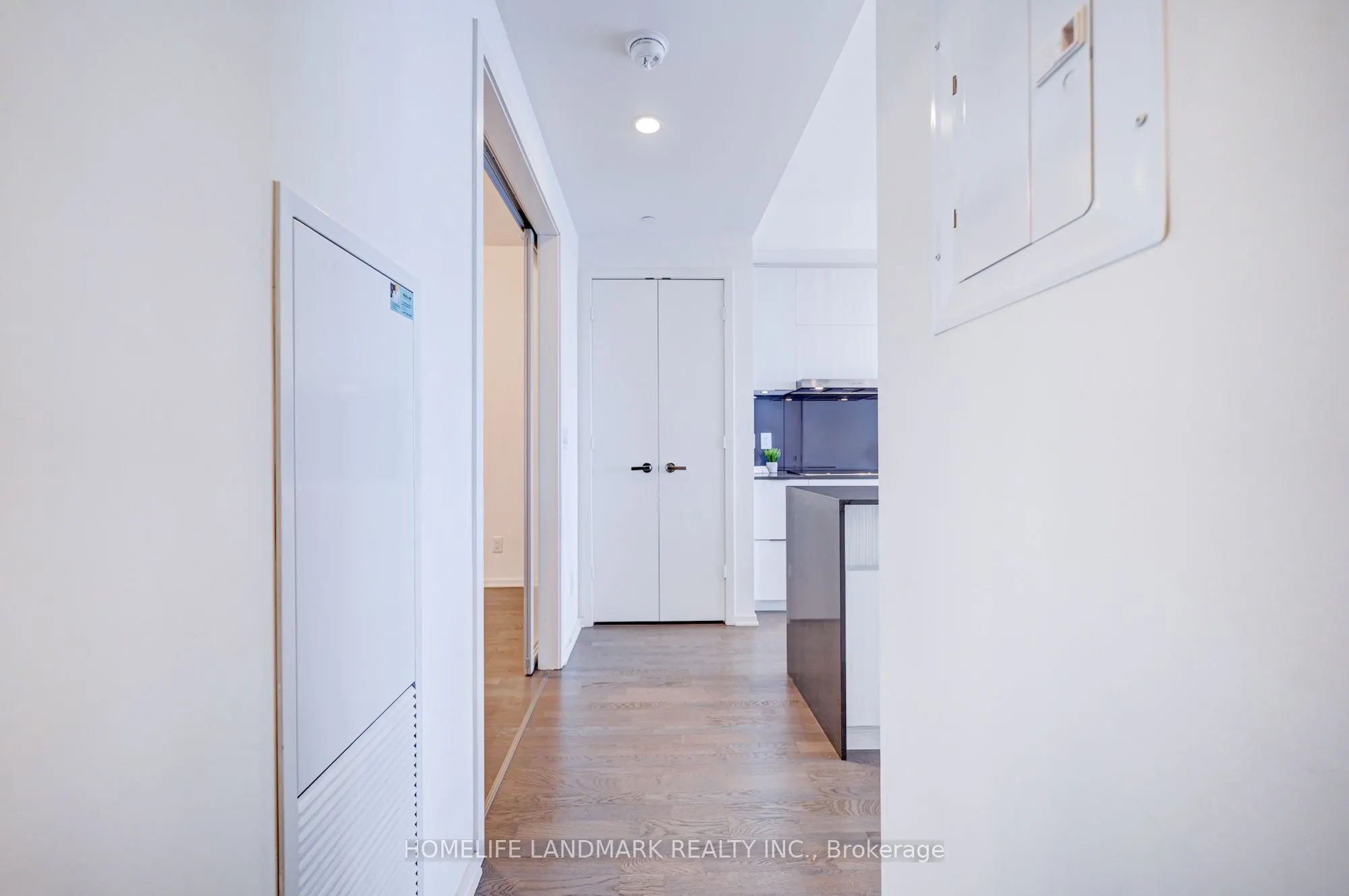 1 Bloor Street E, #6108