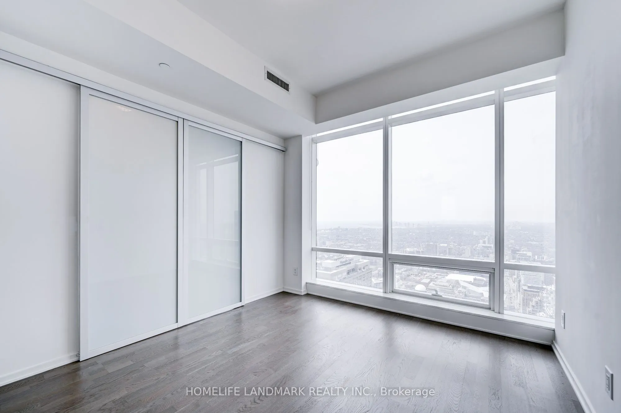 1 Bloor Street E, #6108