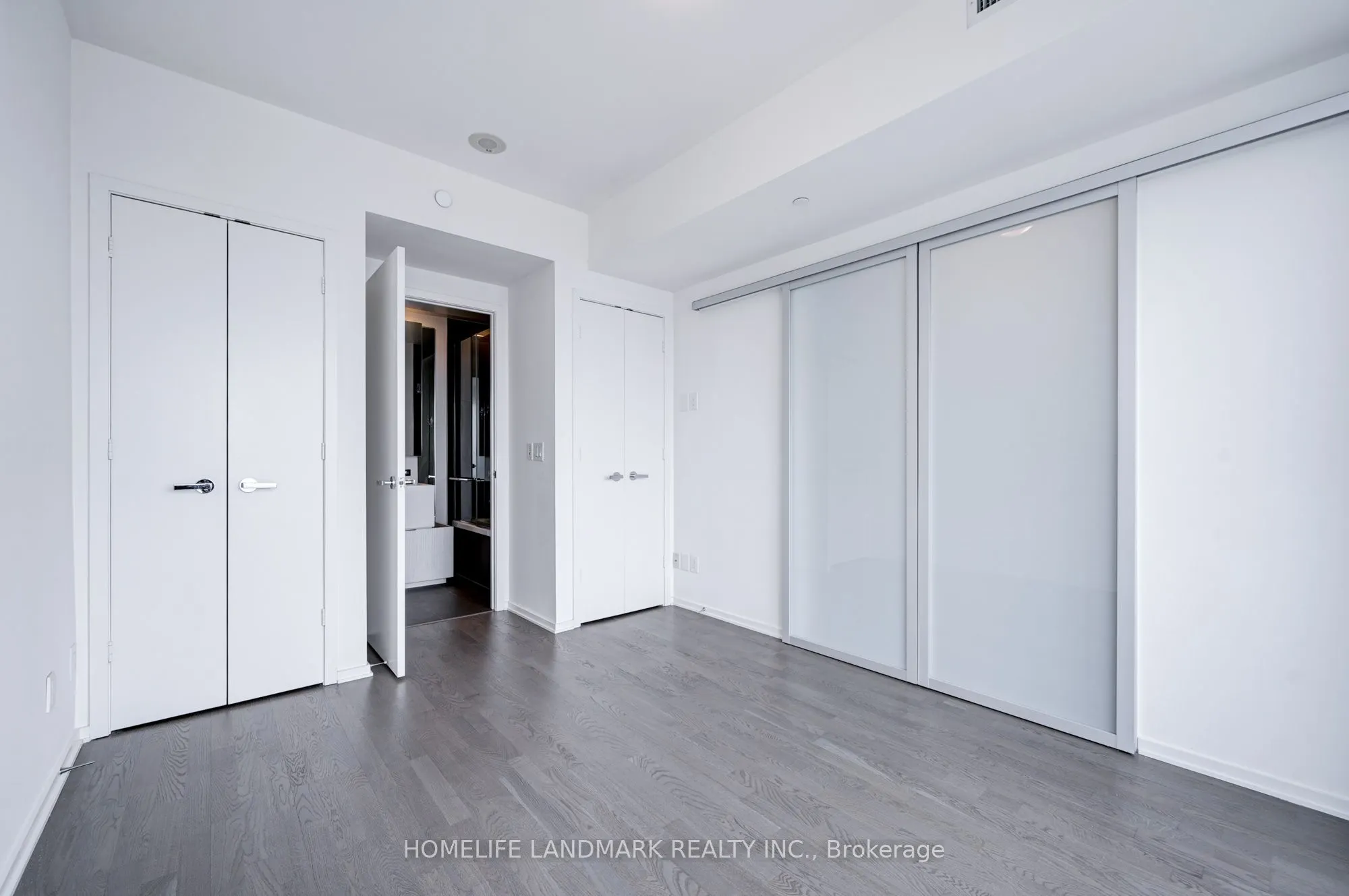 1 Bloor Street E, #6108