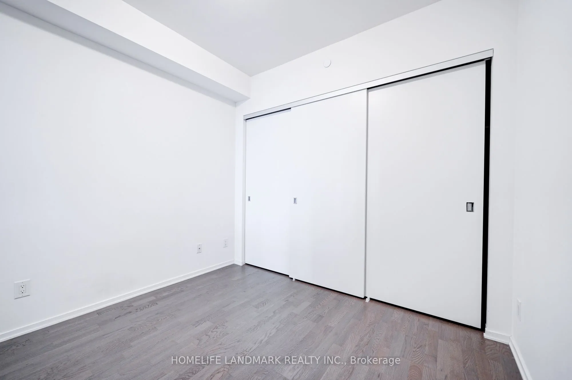 1 Bloor Street E, #6108