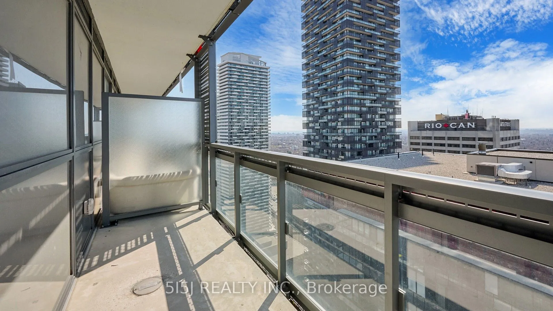 39 Roehampton Avenue #3708
