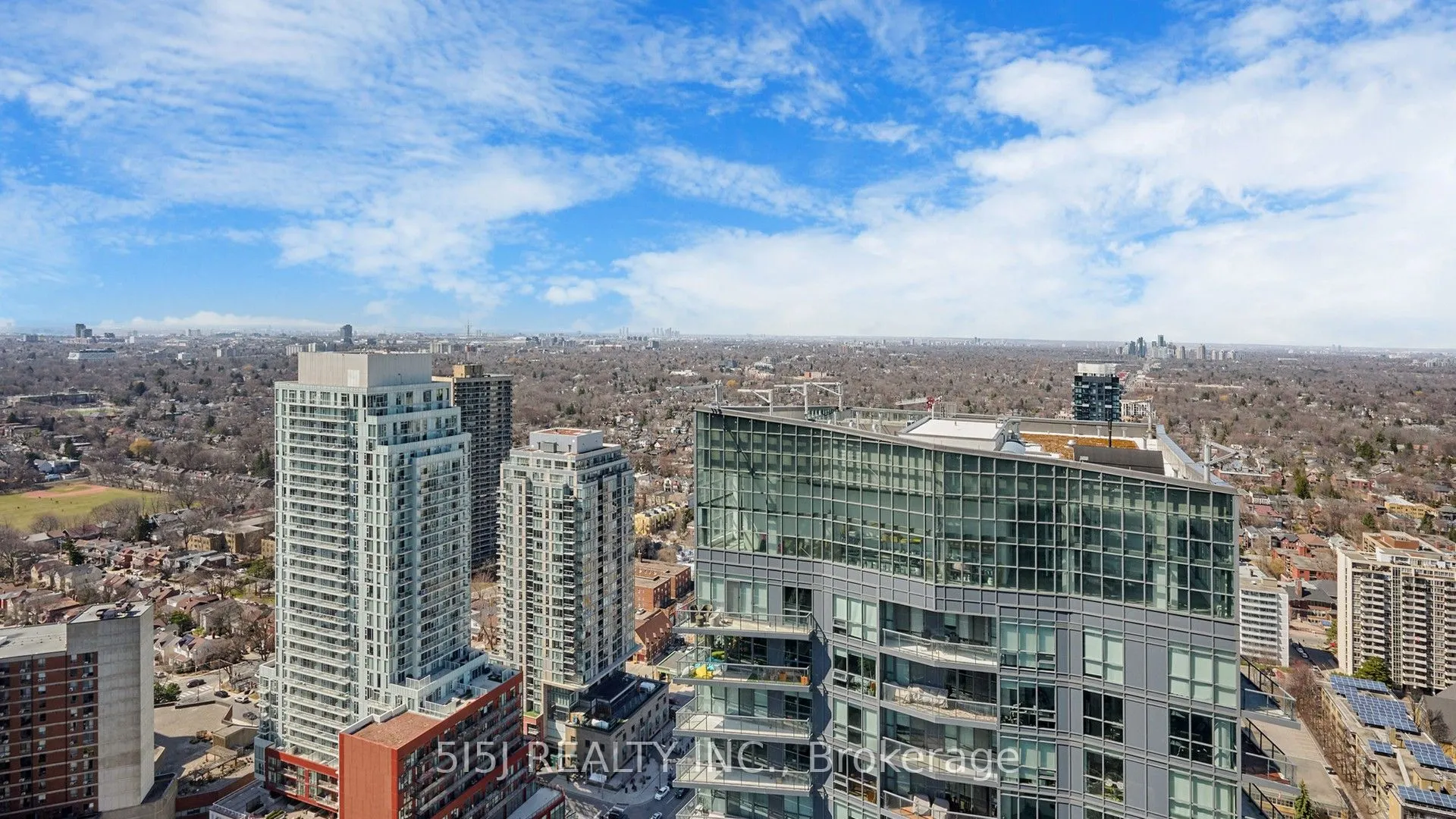 39 Roehampton Avenue #3708