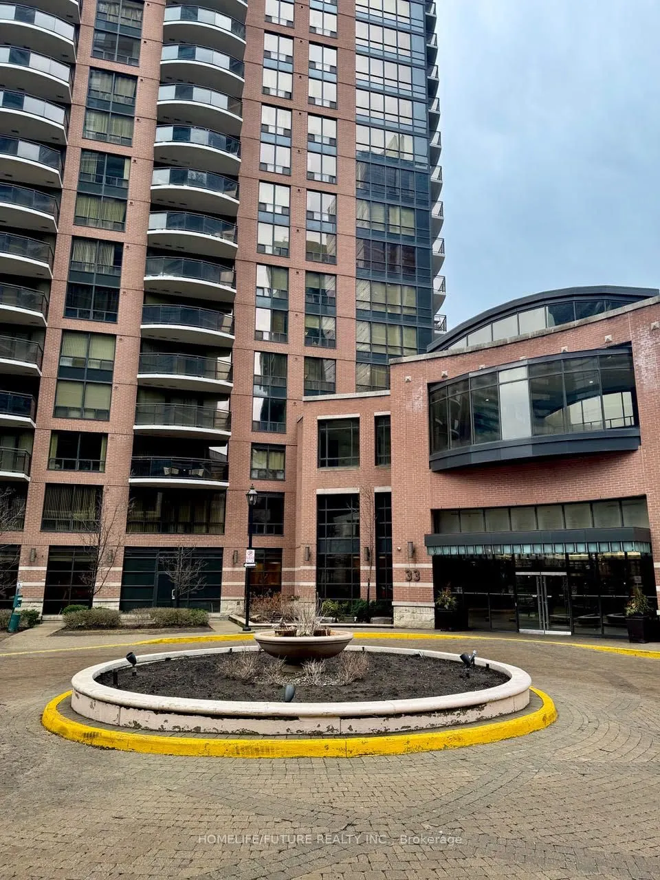 33 Sheppard Avenue E, #806