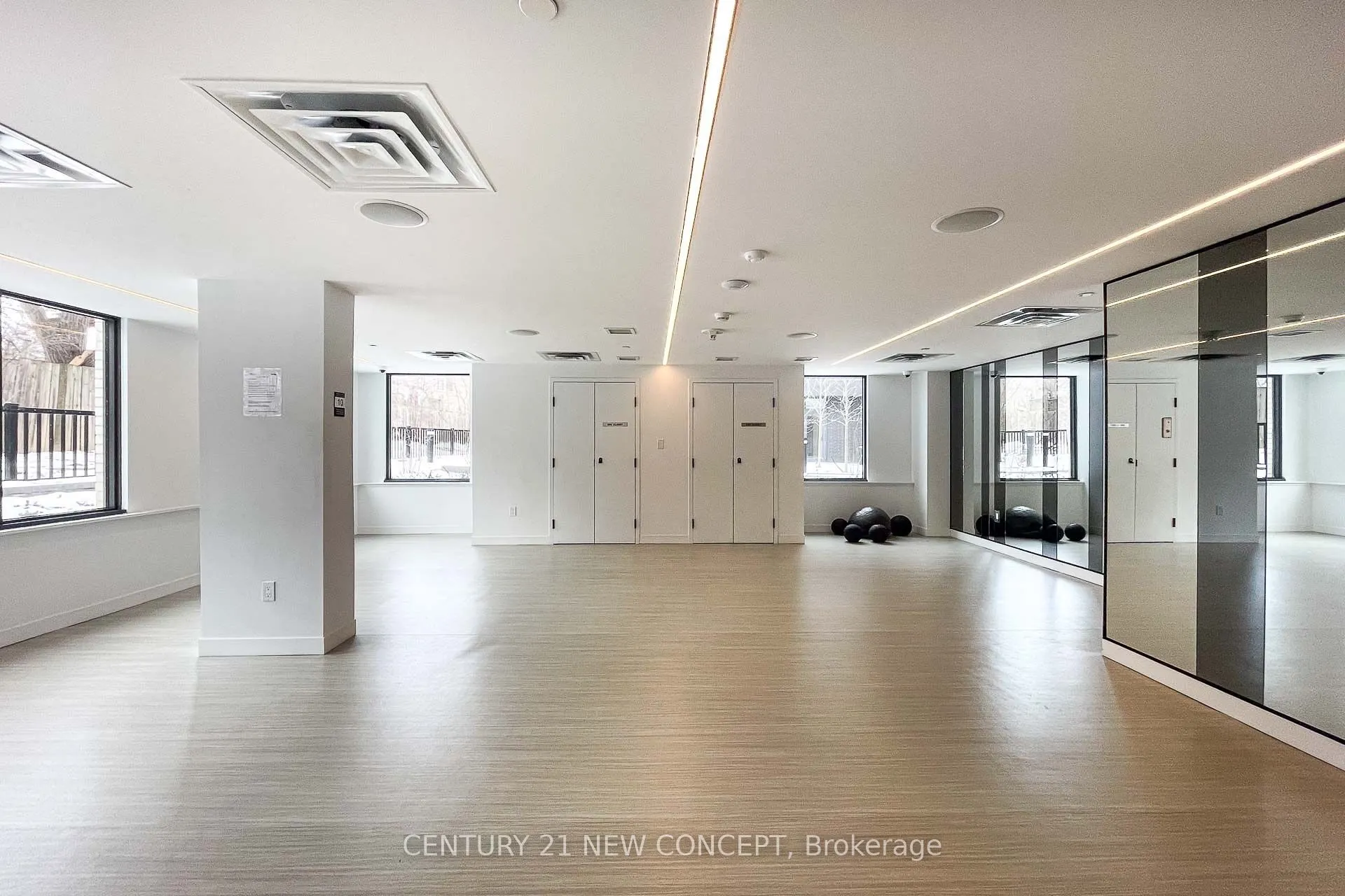 500 Wilson Avenue, #1122